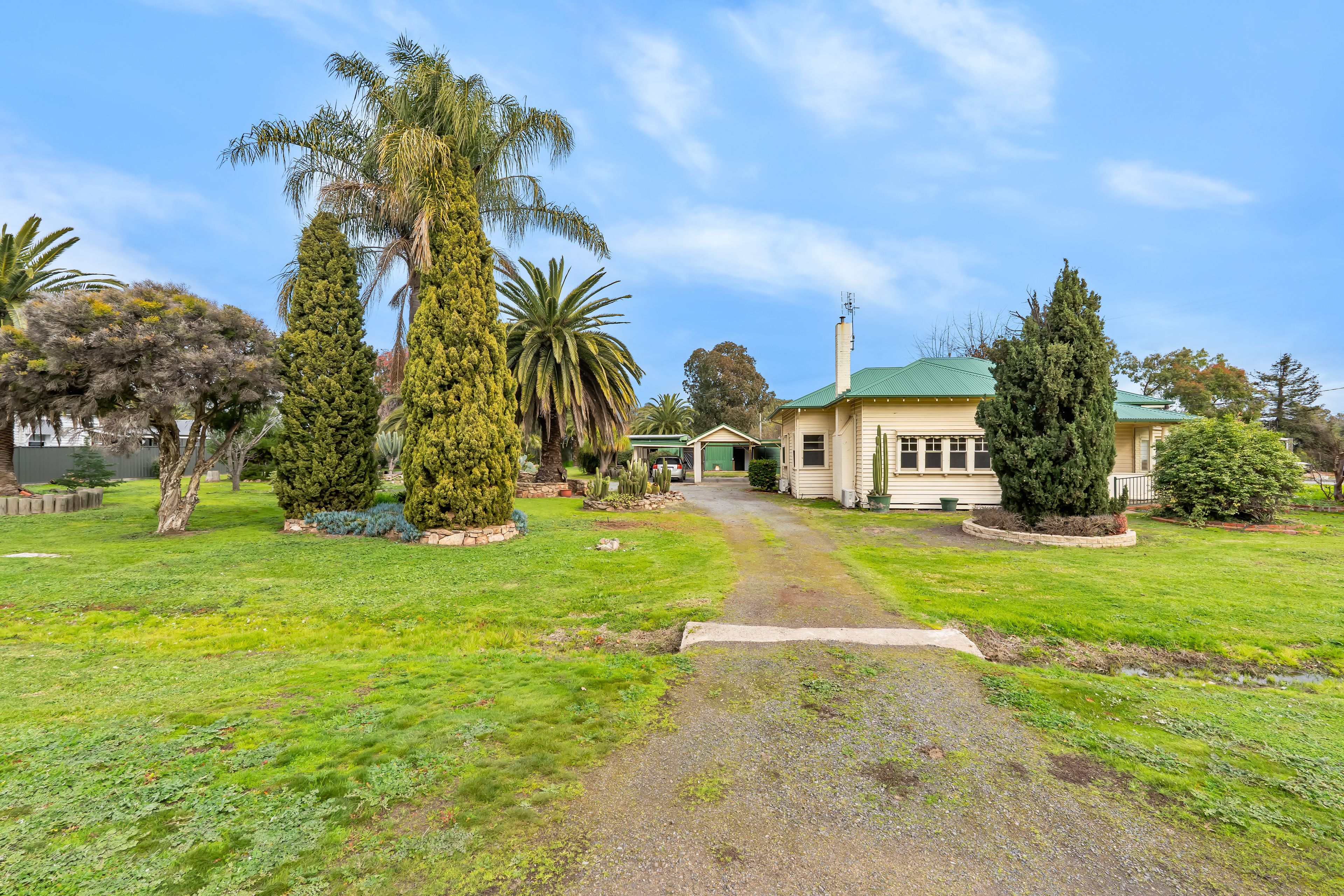 25-27 De Boos Street, Euroa, VIC 3666