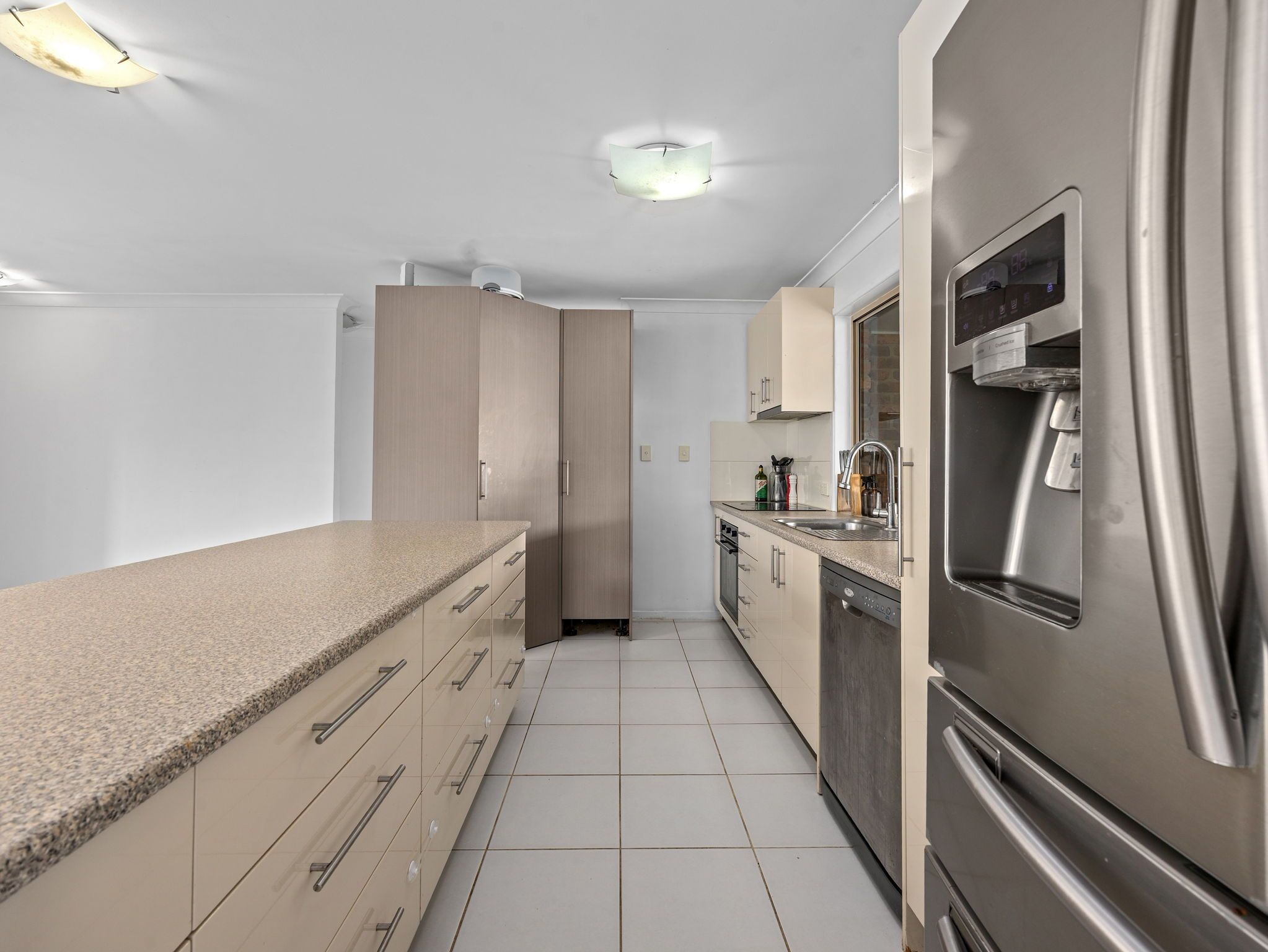 79 South Queensborough Parade — photo 3 of 24