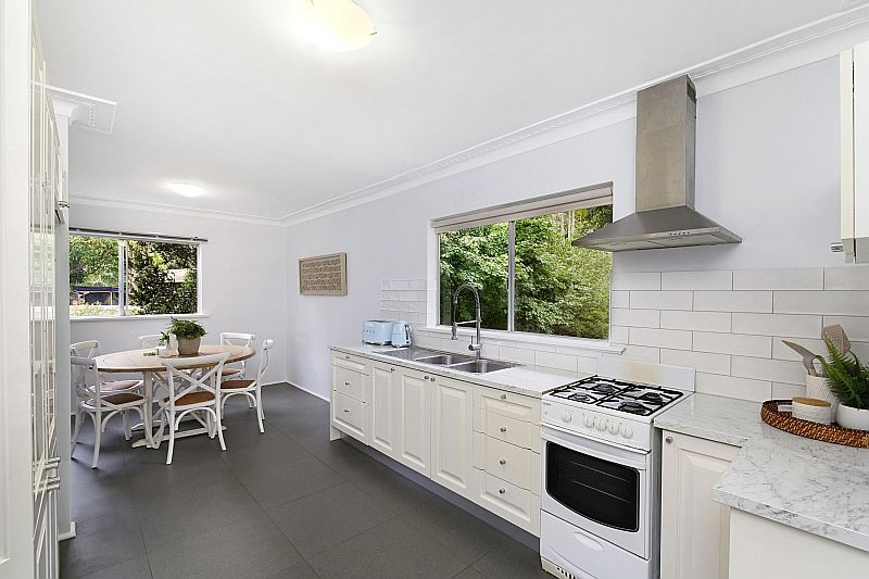 8 Empire Bay Drive, Daleys Point, NSW 2257