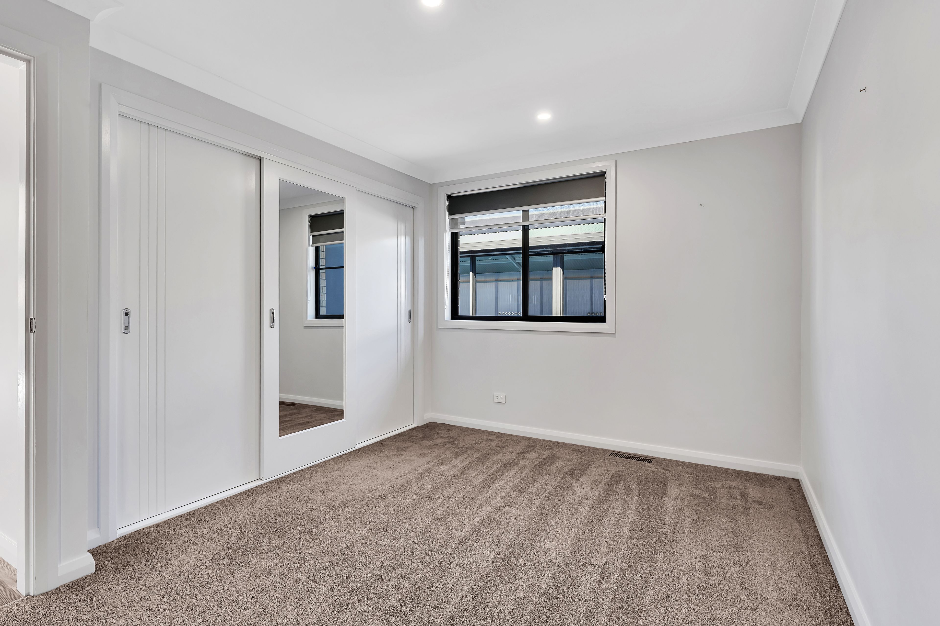 14 Richardson Avenue — photo 10 of 21