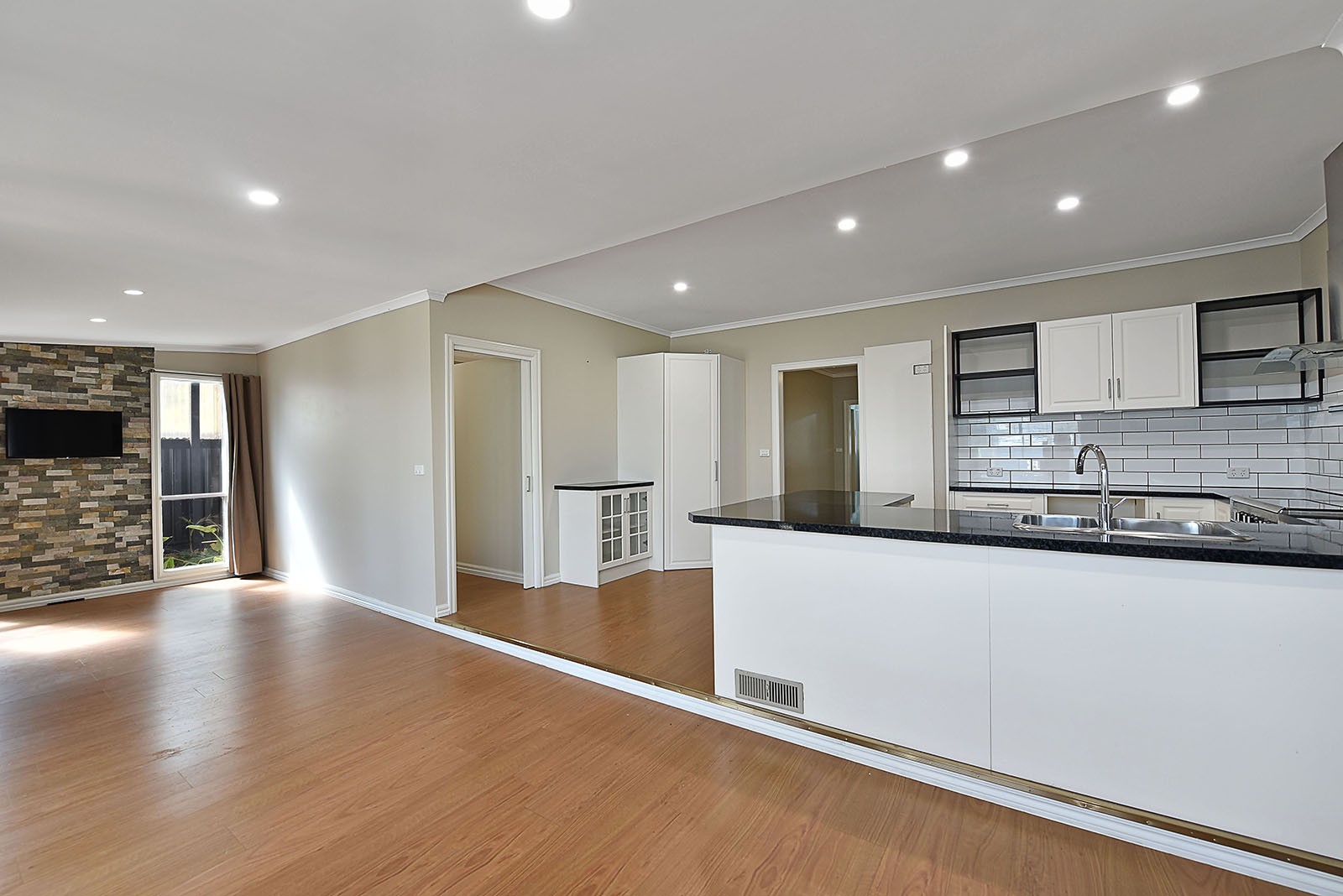 6 Gray Street, Woodend, VIC 3442