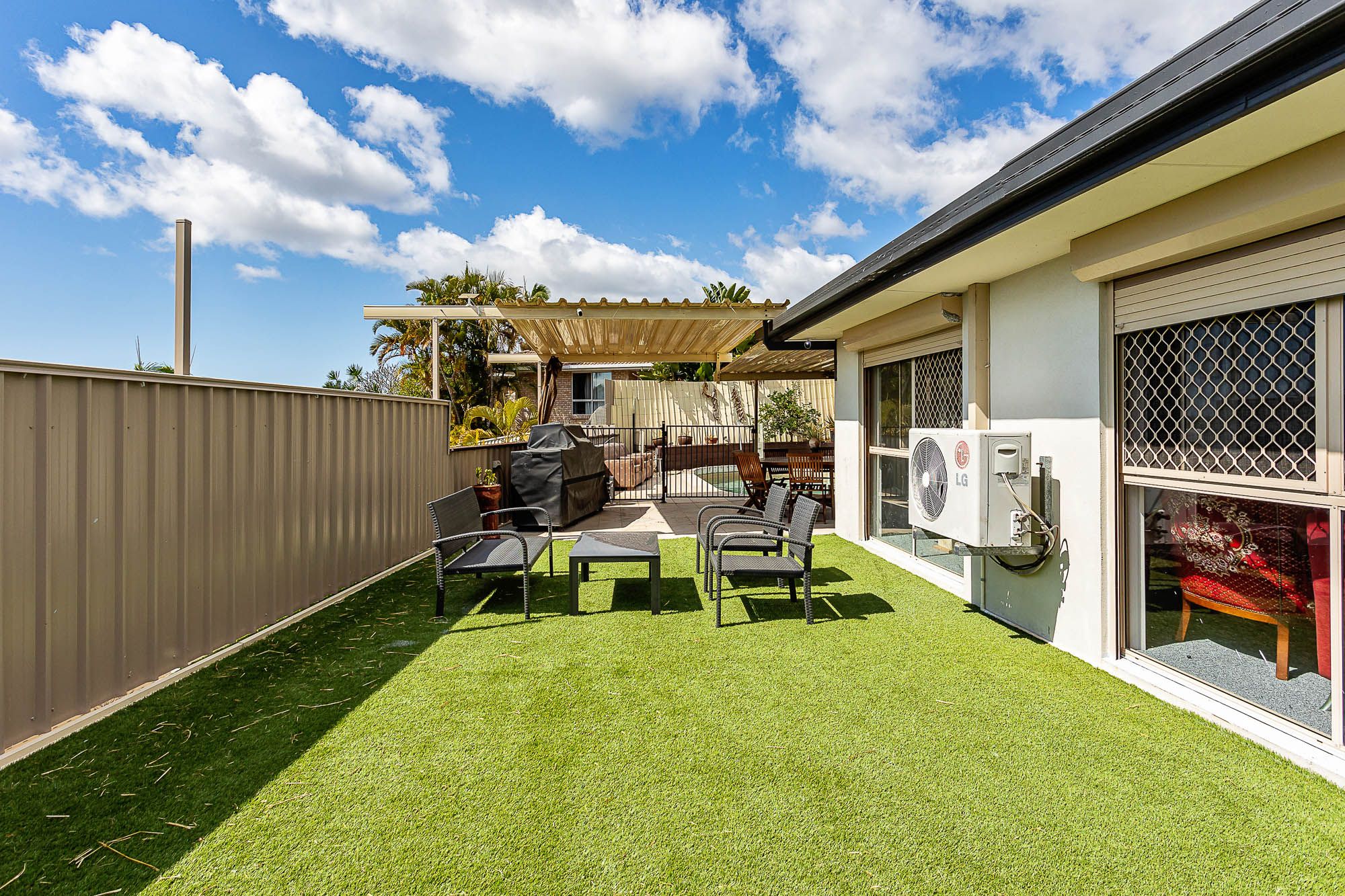 8 Piccadilly Place — photo 14 of 25