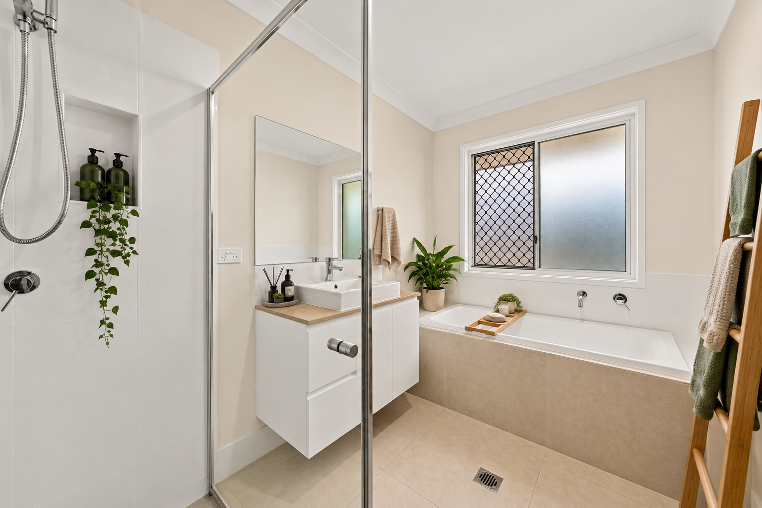 6 Gibson Street — photo 14 of 18