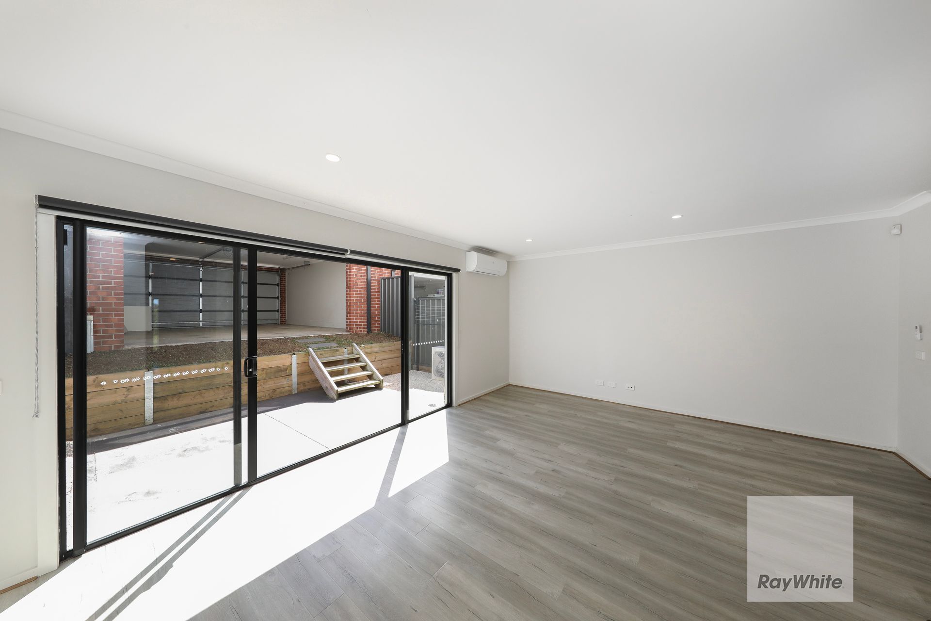 16 Zenith Walk — photo 7 of 24