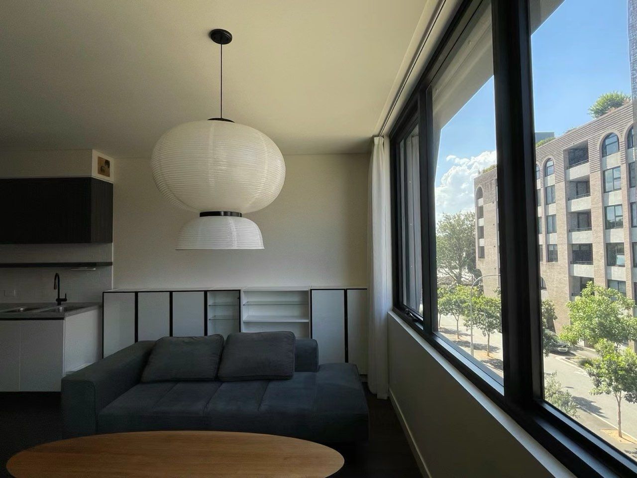215/5 Elger Street — photo 4 of 11