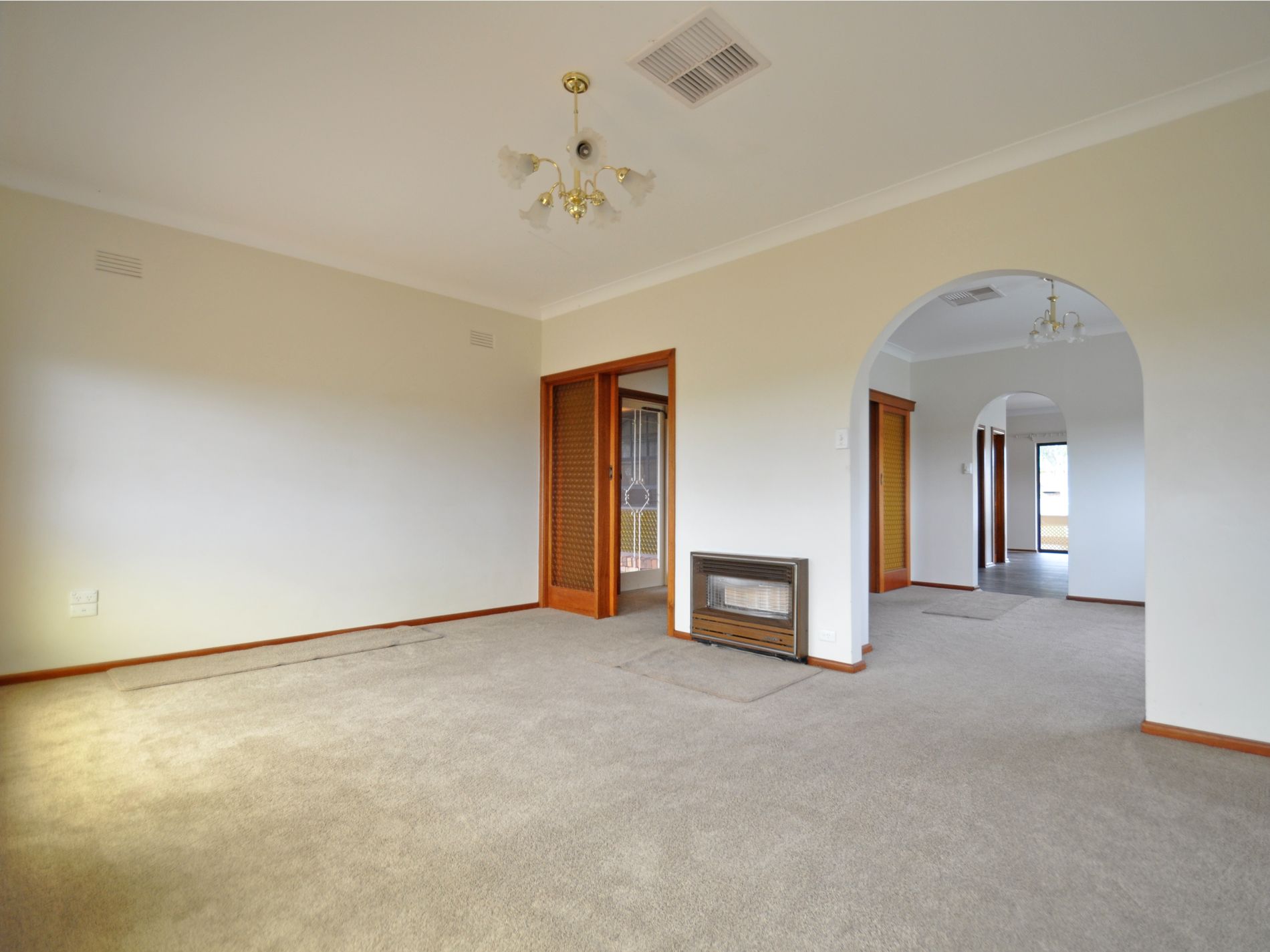 14 Melaleuca Place, Junee, NSW 2663