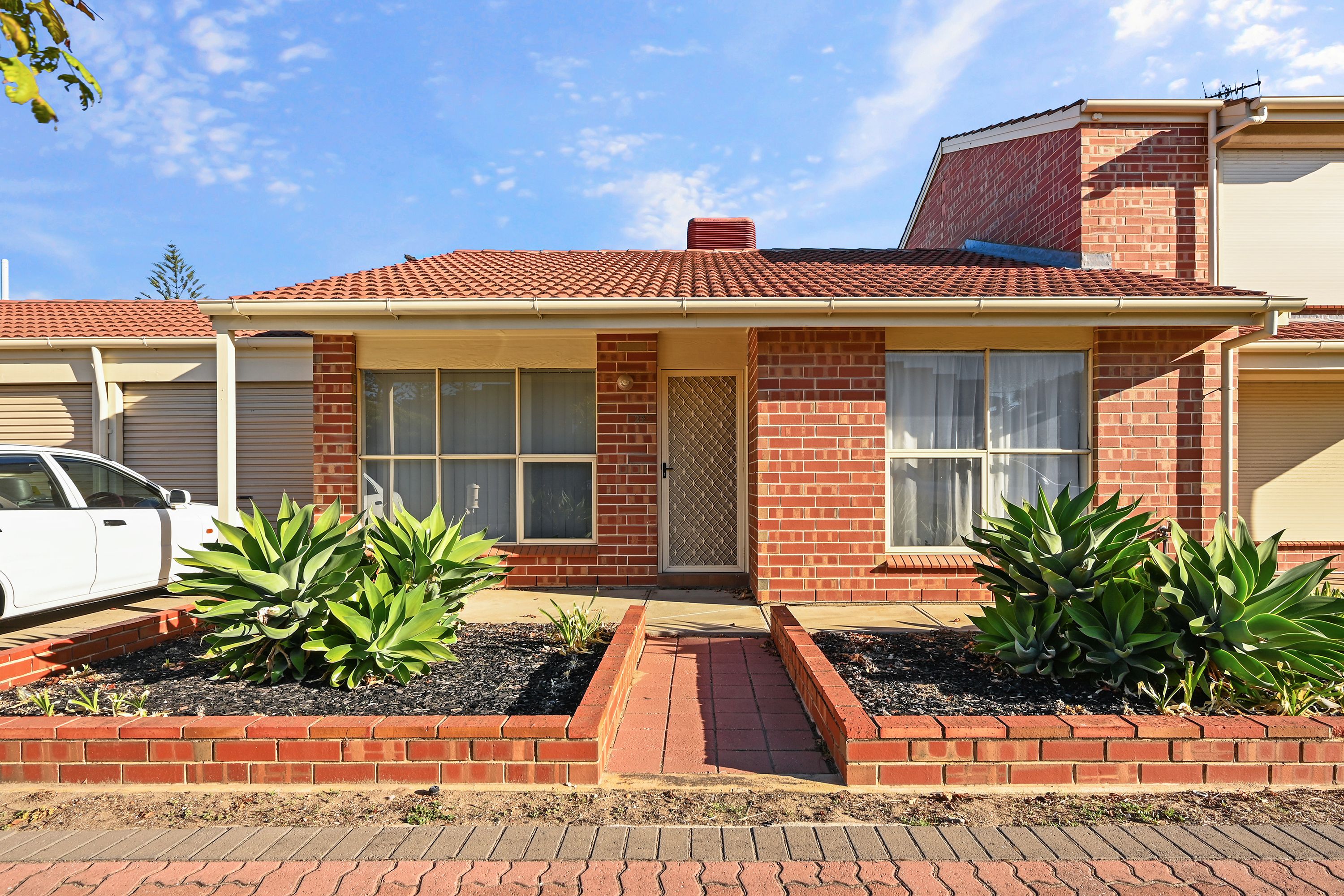 7/24 Weir Street, Largs Bay, SA 5016