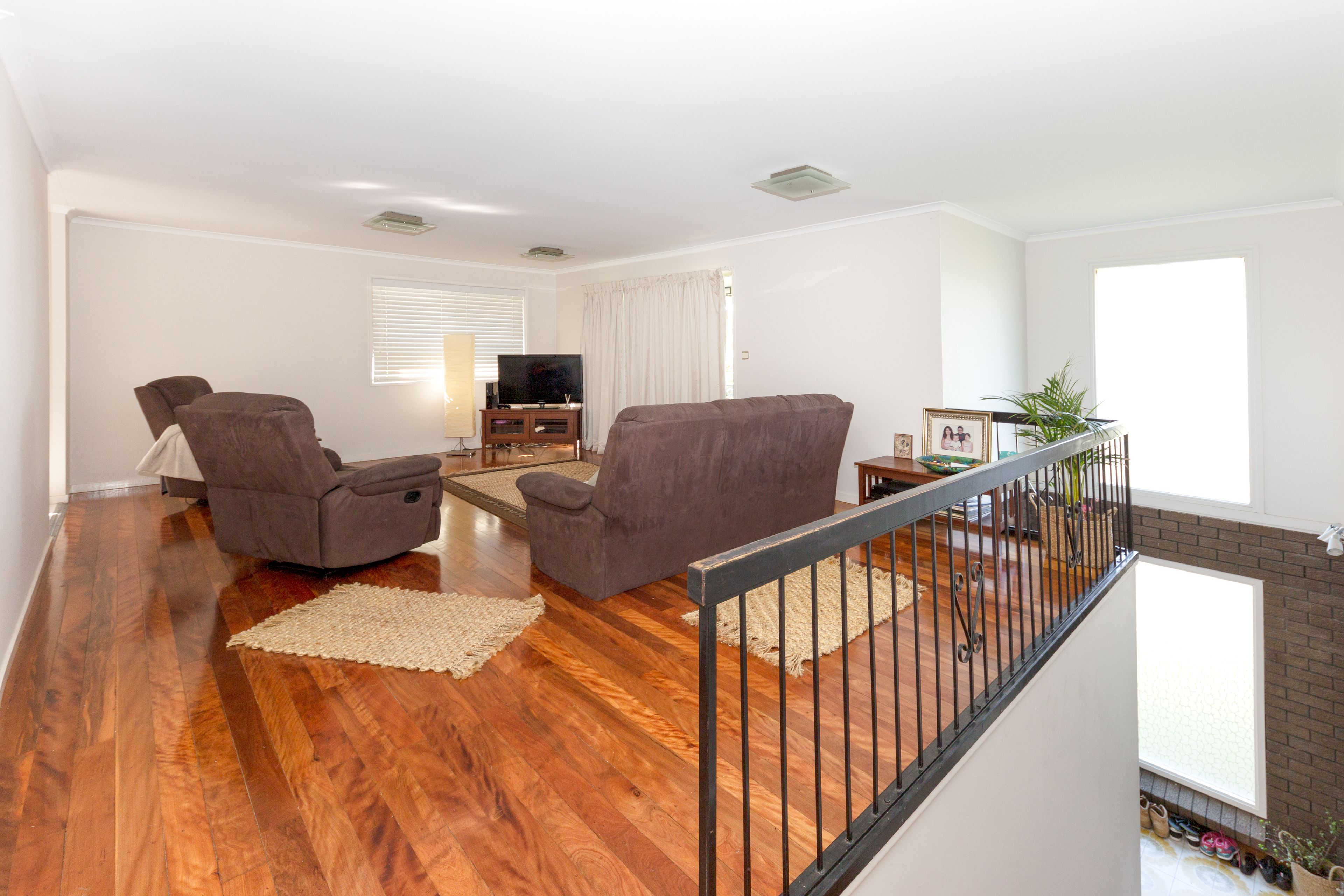 1 Cornflower Street, Mansfield, QLD 4122