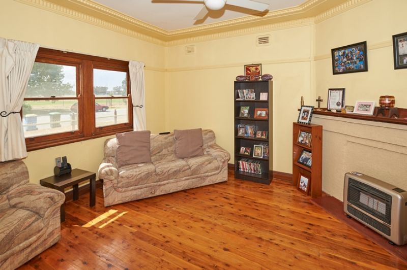 34 Slocum Street, Wagga Wagga, NSW 2650