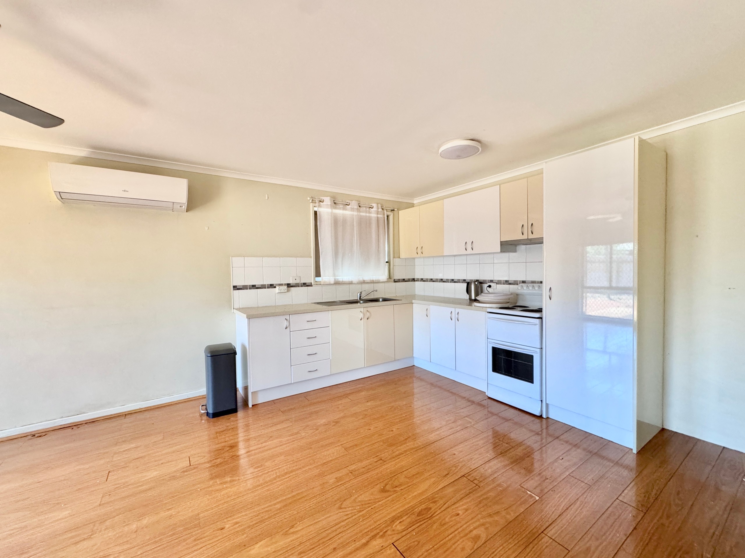 21D Boogalla Crescent, South Hedland, WA 6722