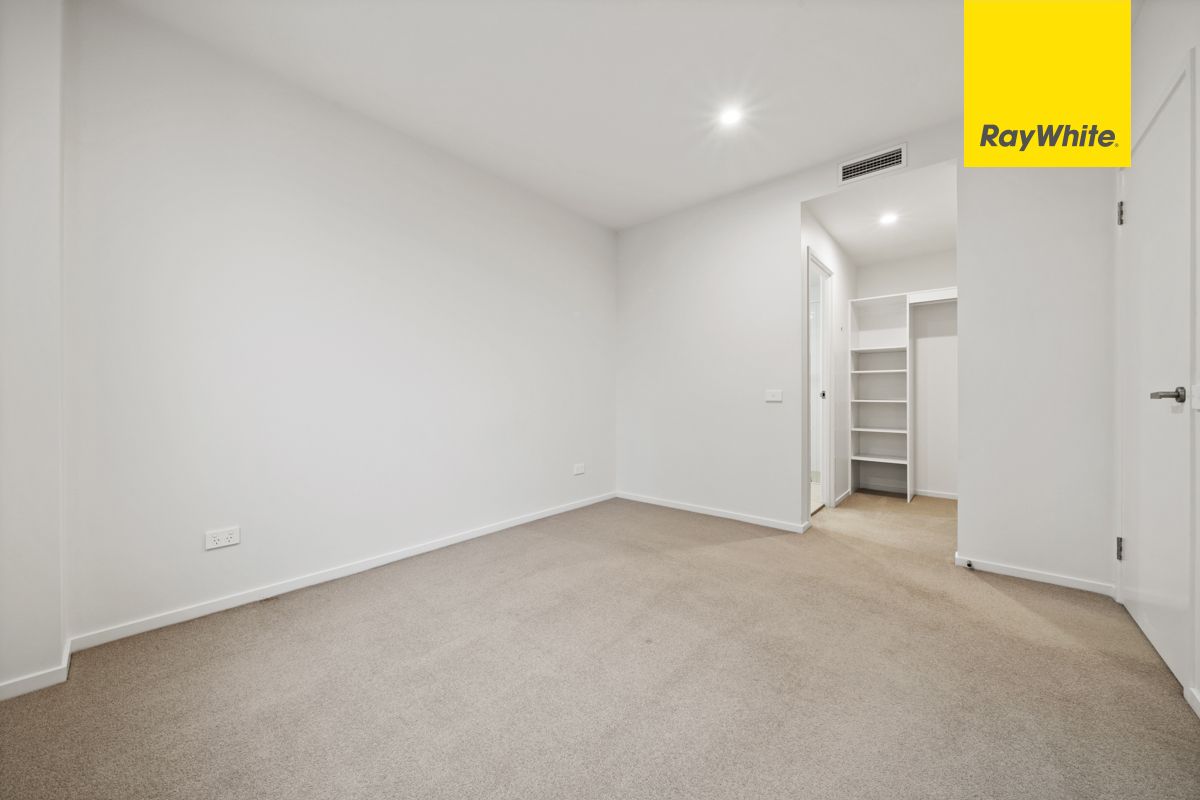 308/104 Northbourne Avenue — photo 5 of 13