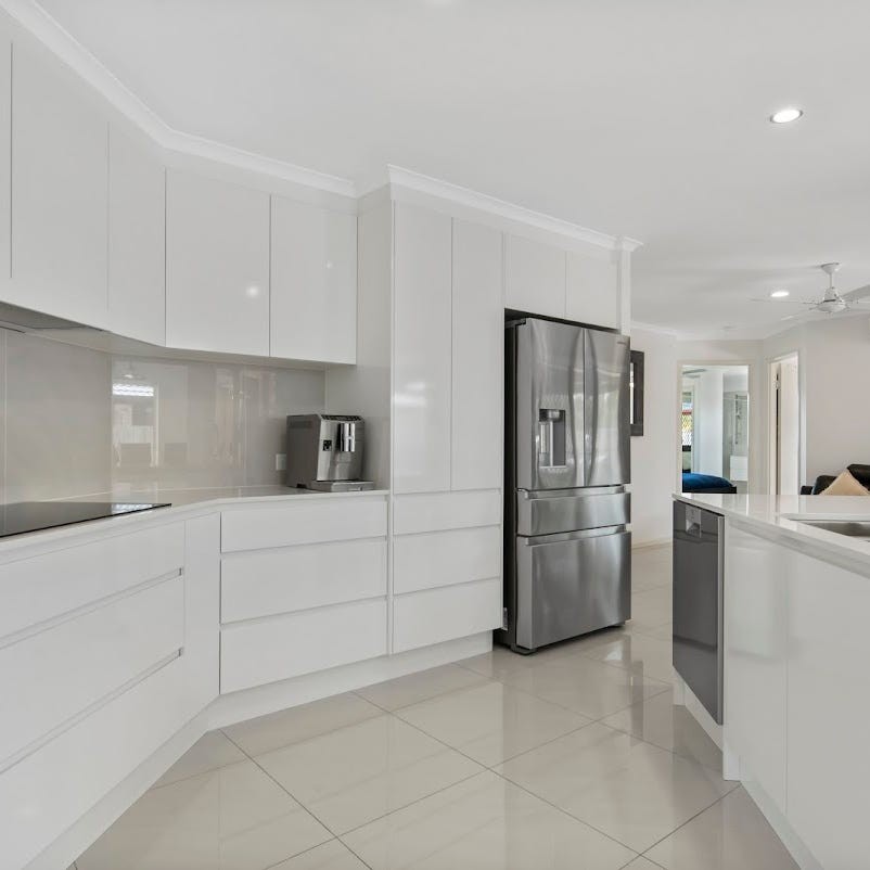 6 Bush Nut Court, Little Mountain, QLD 4551