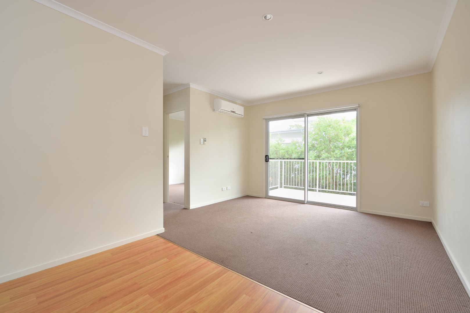 33/1 Collins Lane, Kin Kora, QLD 4680