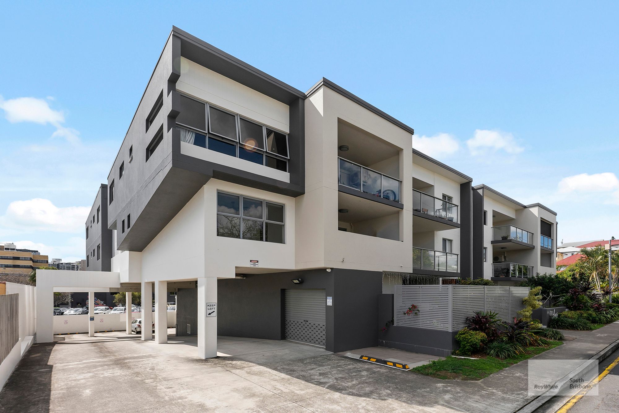 13/6 Lockhart Street — photo 13 of 14