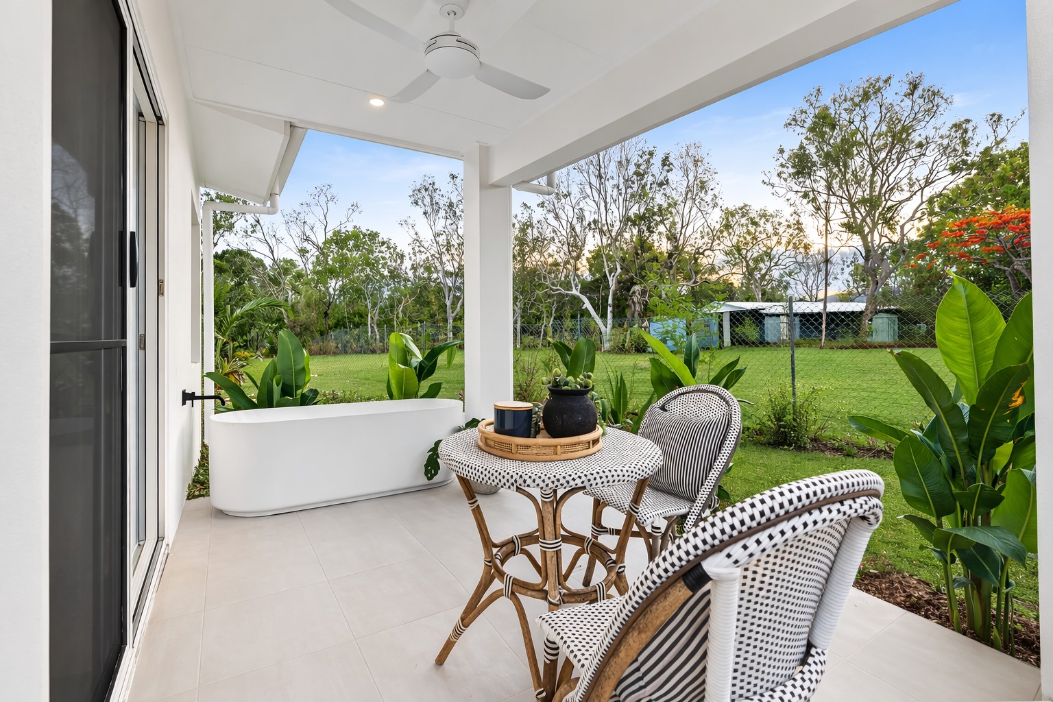 295 Ocean Parade, Balgal Beach, QLD 4816