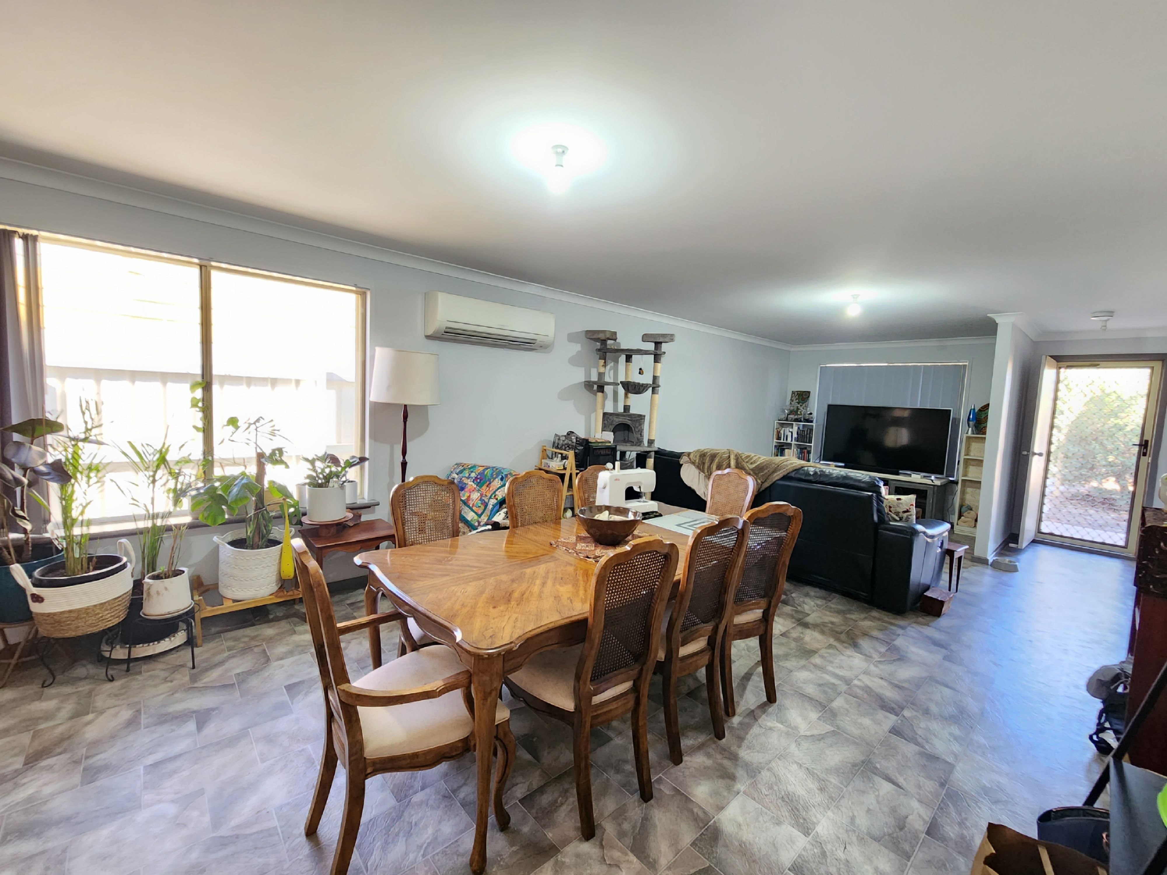 8 Salmond Court, Carnarvon, WA 6701