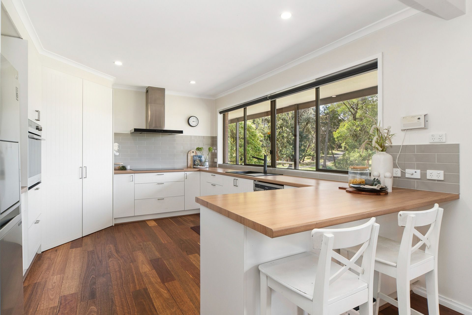 20 Oakhill Road West — photo 13 of 30