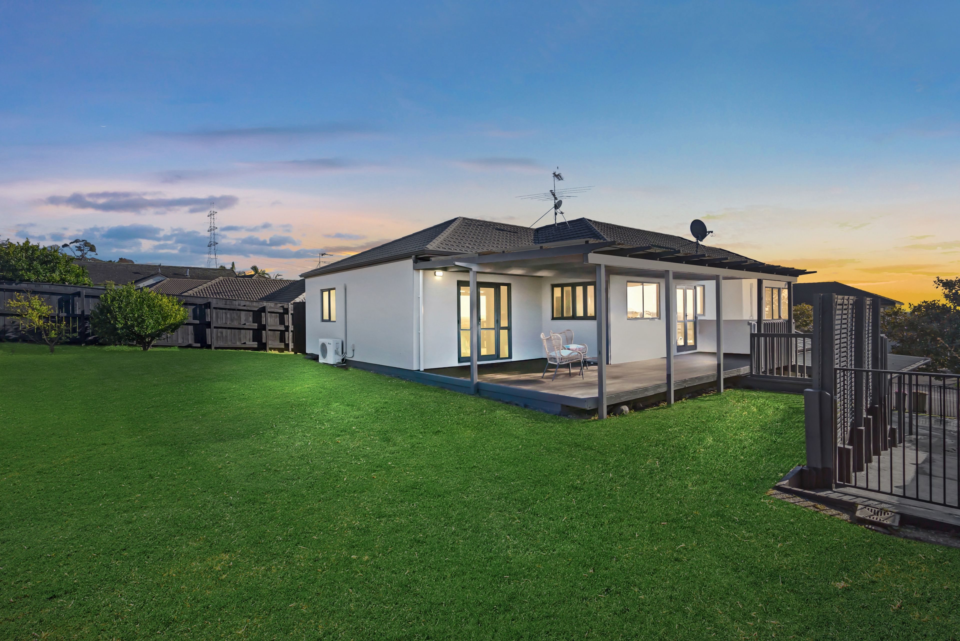 13 Arrowsmith Drive, Clover Park, Manukau City