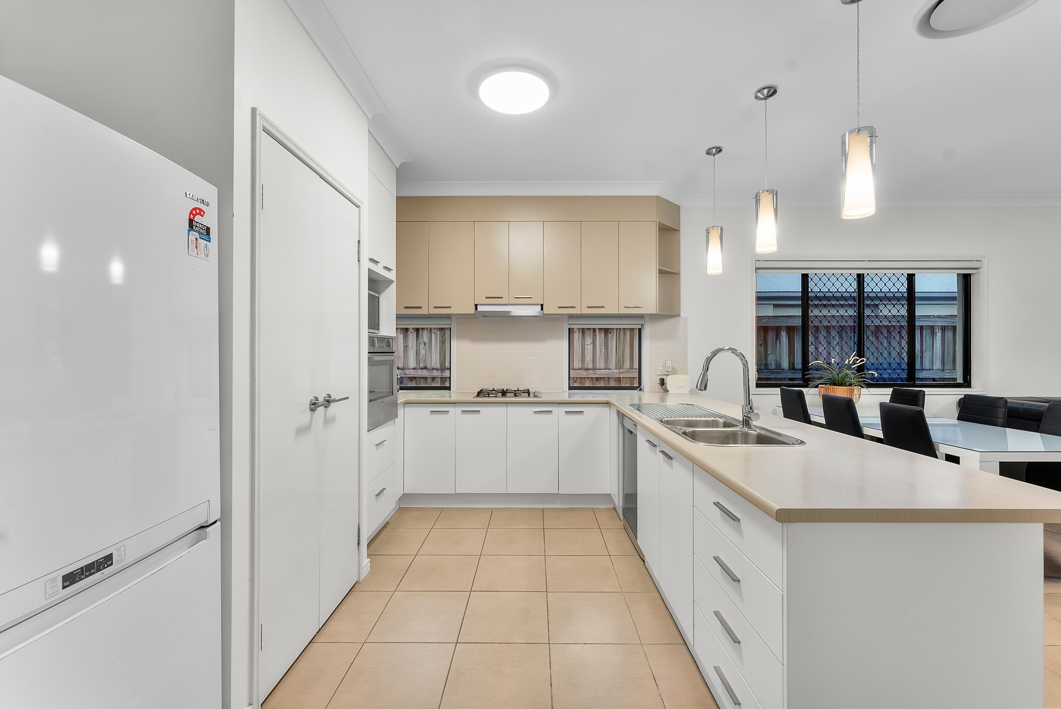 12 Wombat Parade, North Lakes, QLD 4509