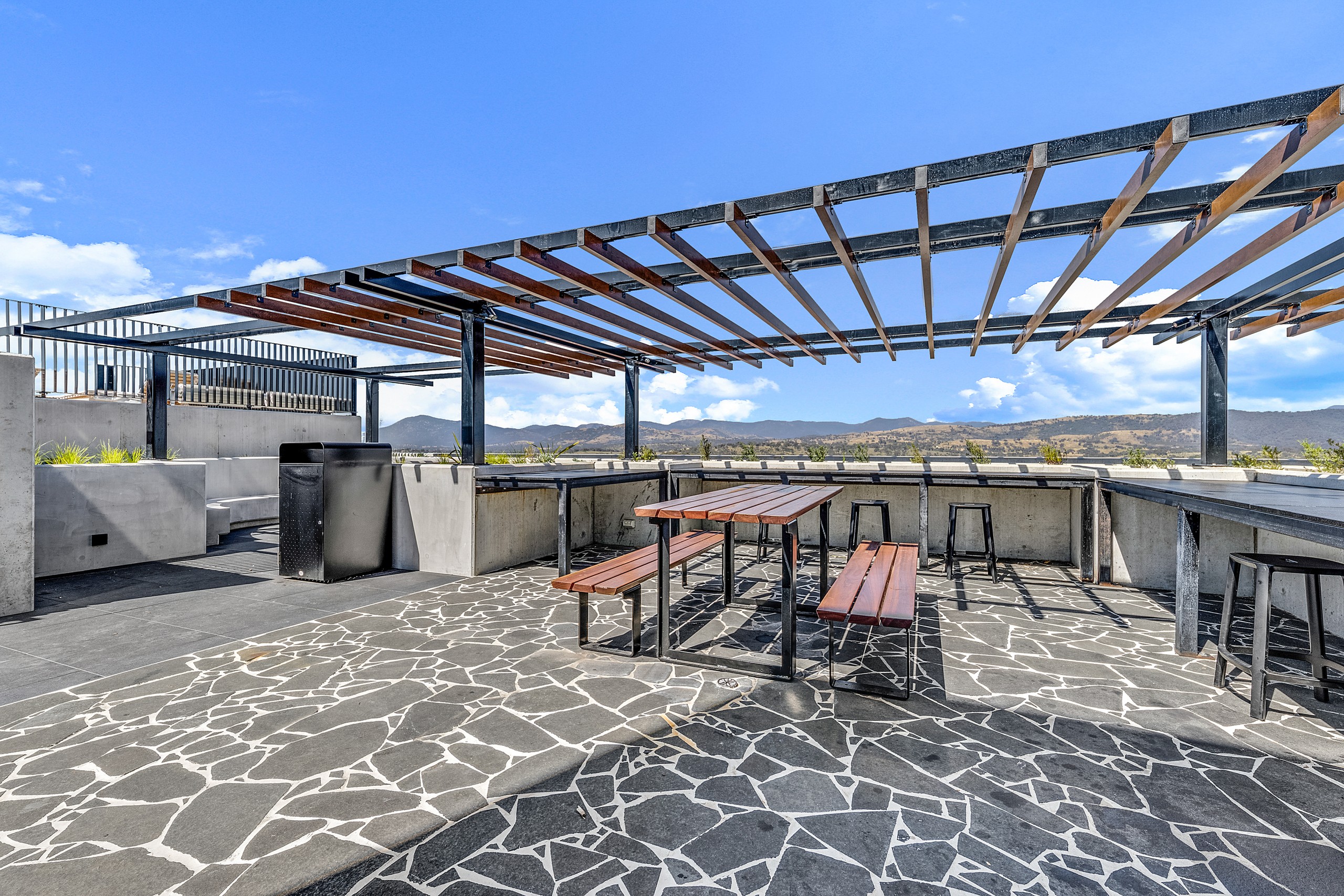 219/335 Anketell Street, Greenway, ACT 2900