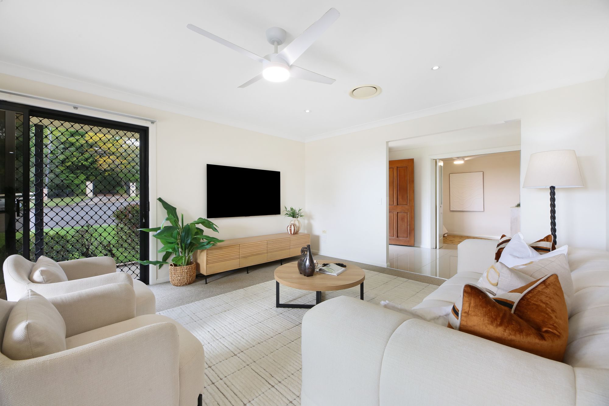 19 Raffles Court — photo 7 of 28