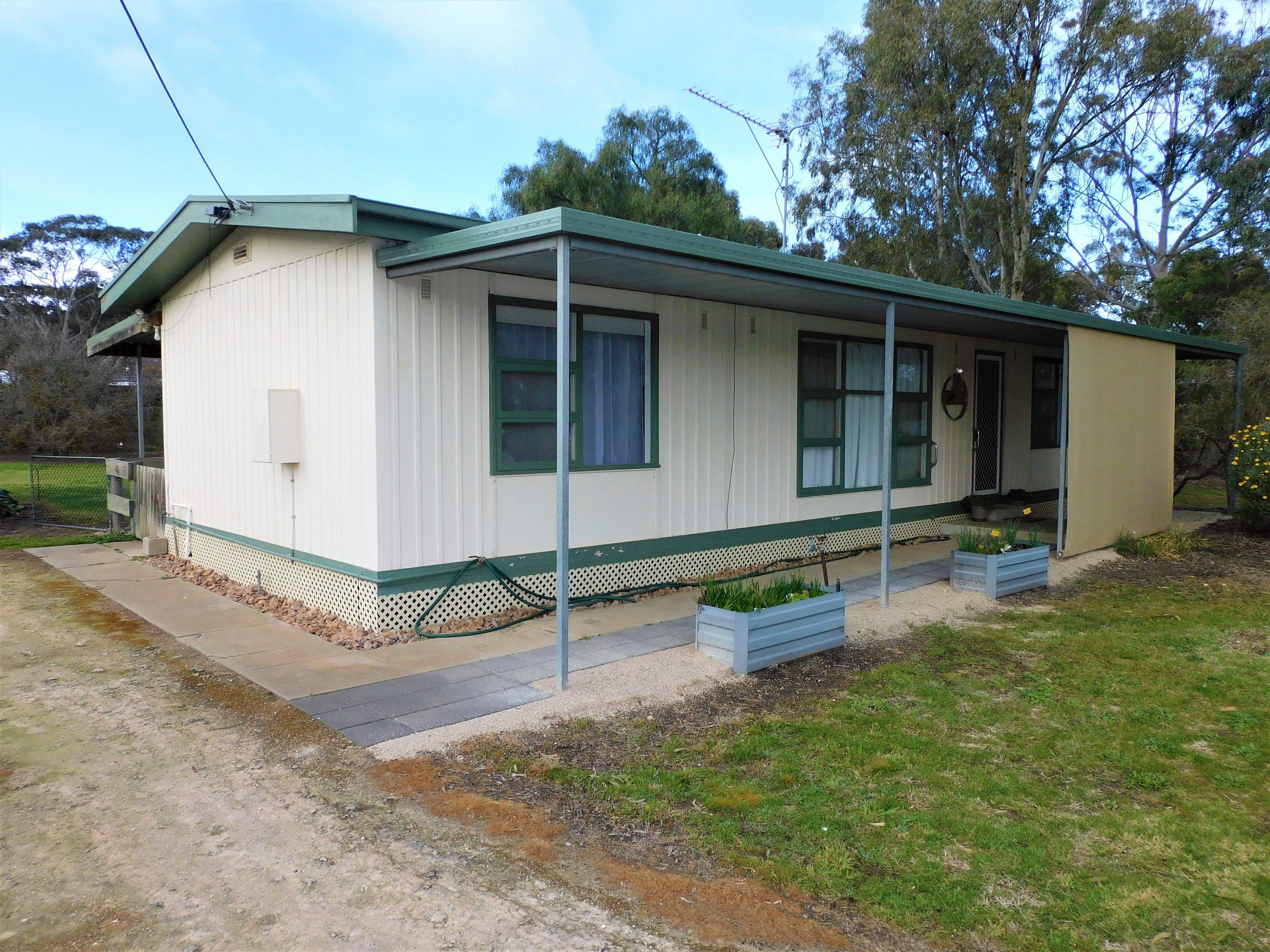 8 Holt Street, Mundulla, SA 5270 Sold House Ray White Bordertown