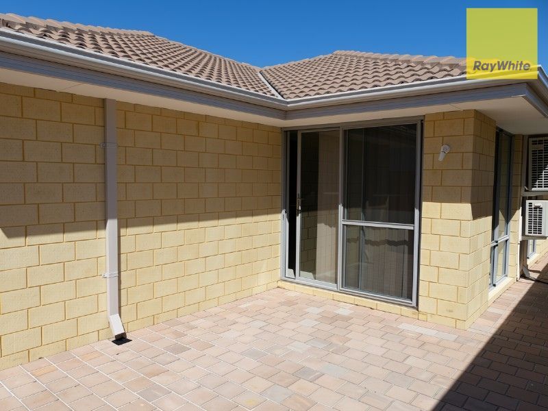Unit 2/28 Blackburn Street — photo 14 of 17