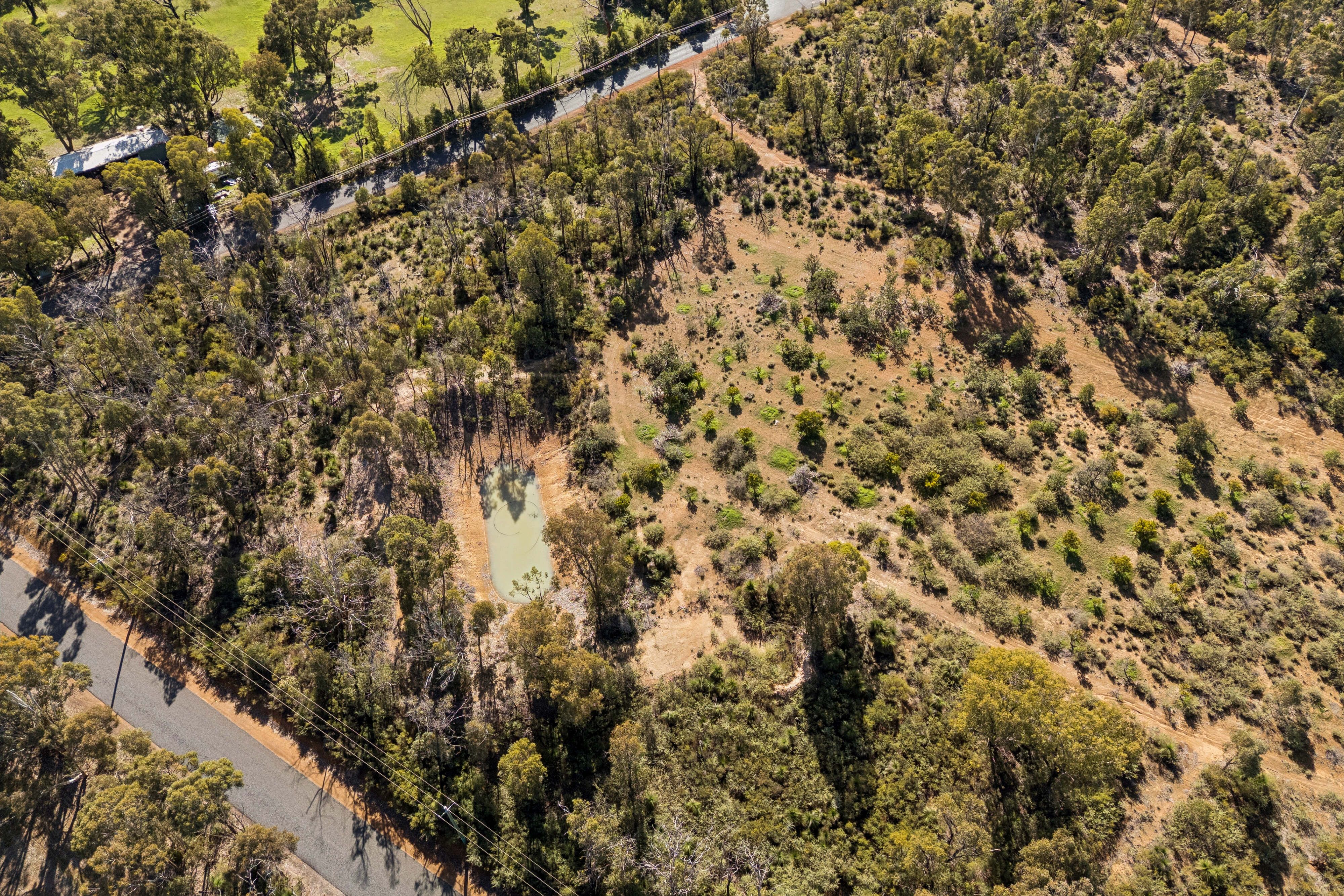 476 Old Coach Road East — photo 7 of 27