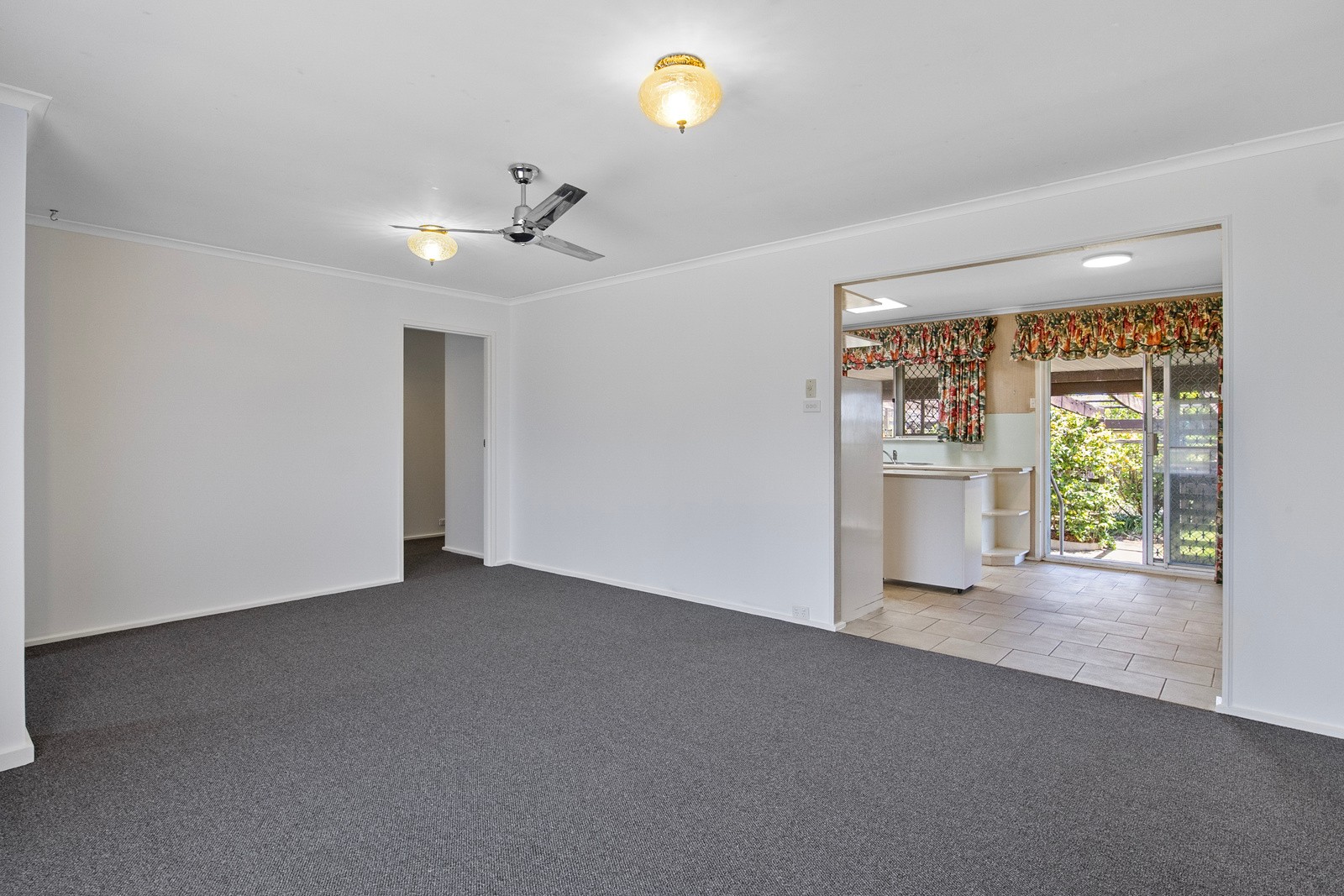 9 Gilbert Road, Christies Beach, SA 5165