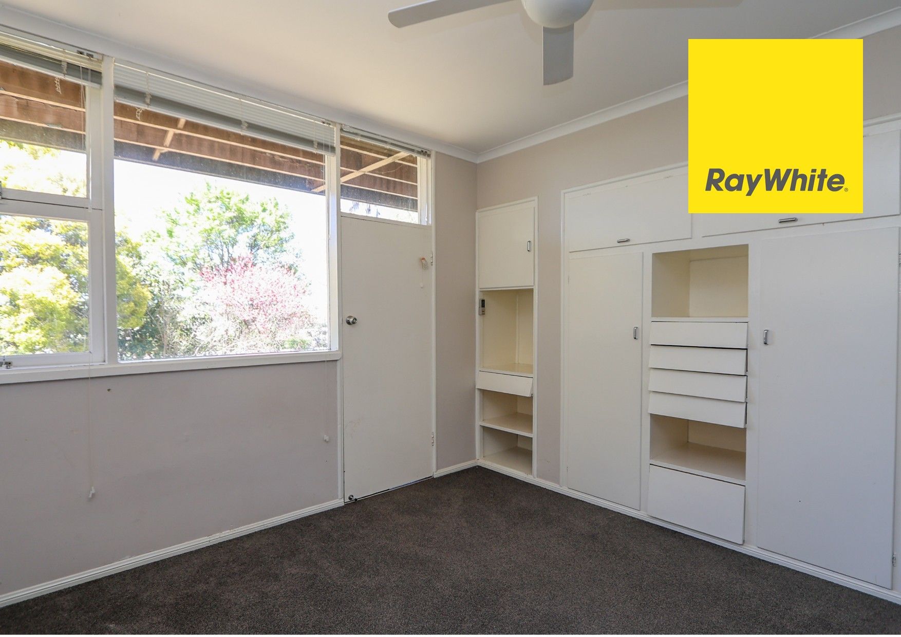 22 Lewin Street — photo 11 of 15