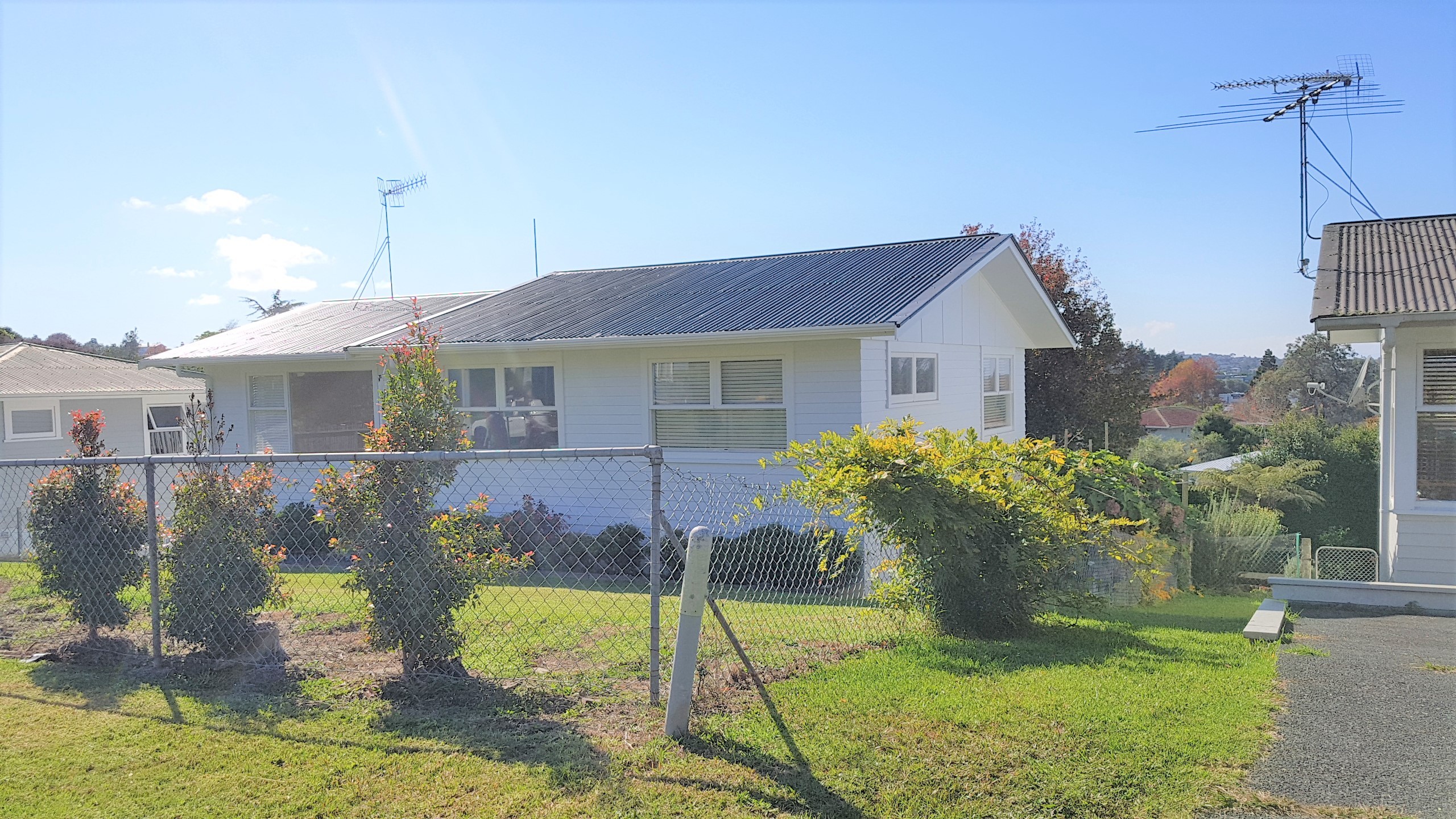6 Hatherlow Street, Glenfield, North Shore City