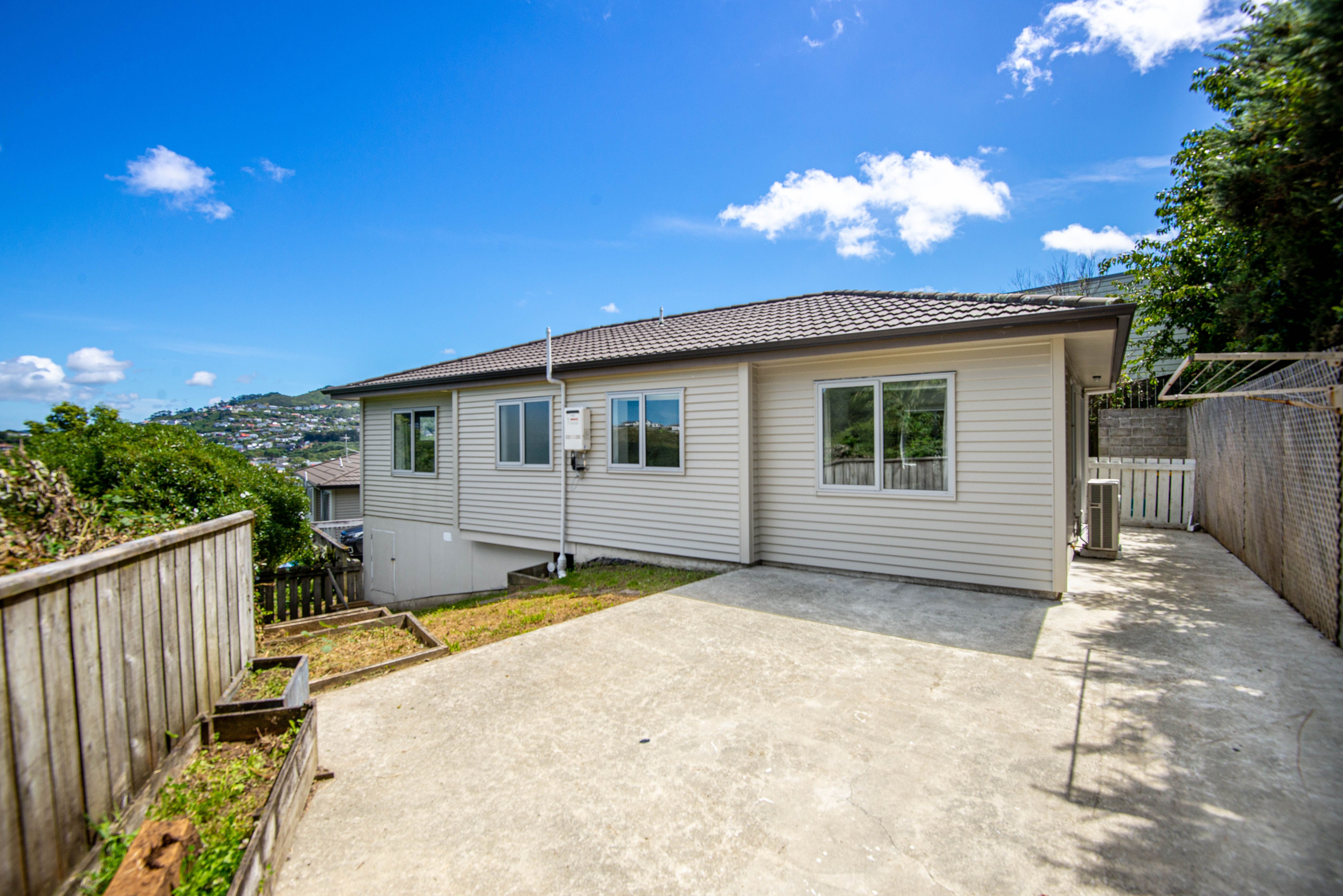 81 Sheridan Terrace, Johnsonville, Wellington City