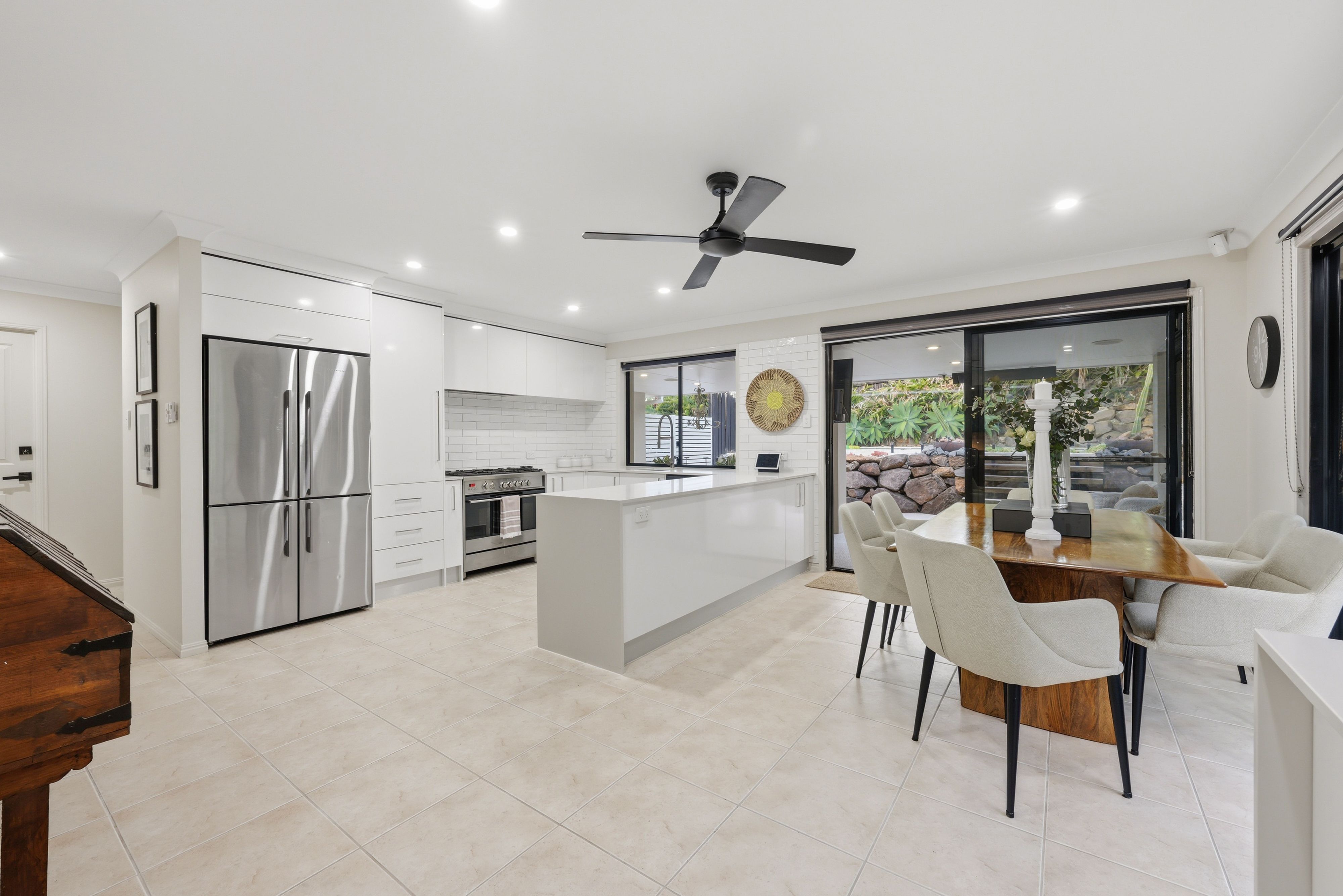1 Watego Crescent — photo 13 of 30