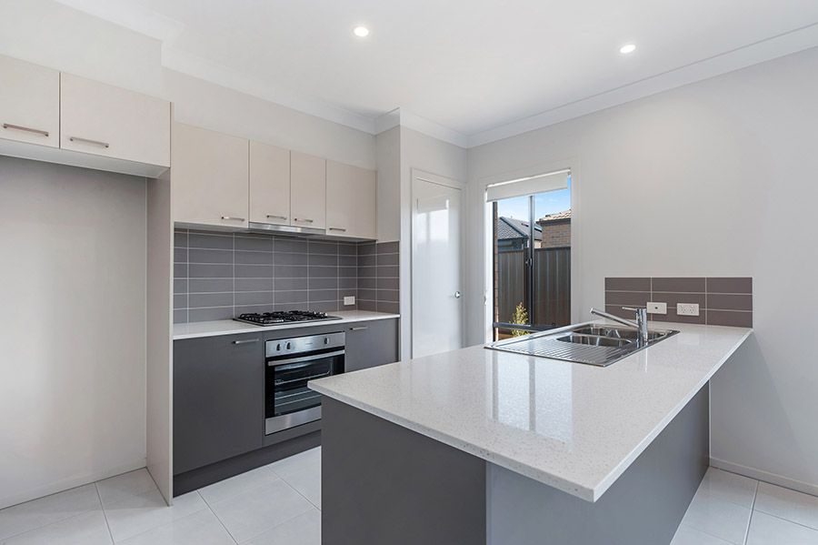 13 Progression Road, Craigieburn, VIC 3064