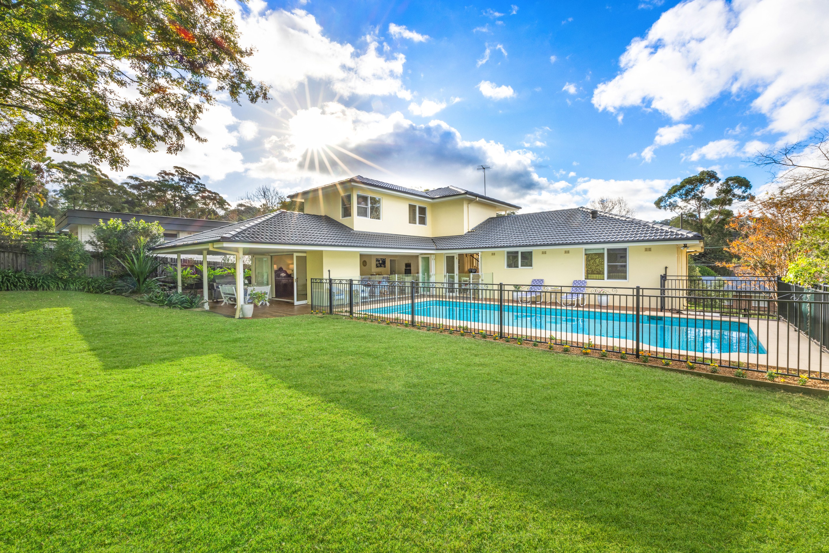 8 Woodward Place, St Ives, NSW 2075