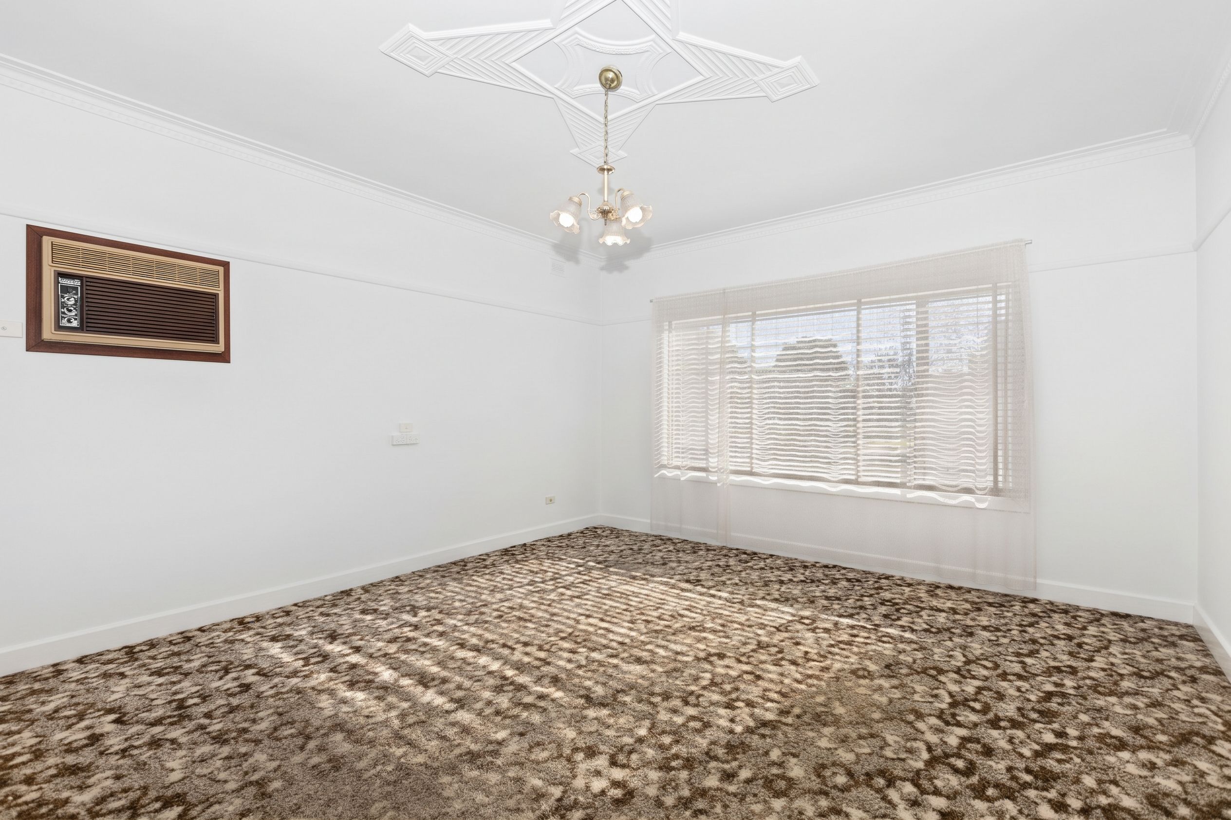 21 Suspension Street, Ardeer, VIC 3022