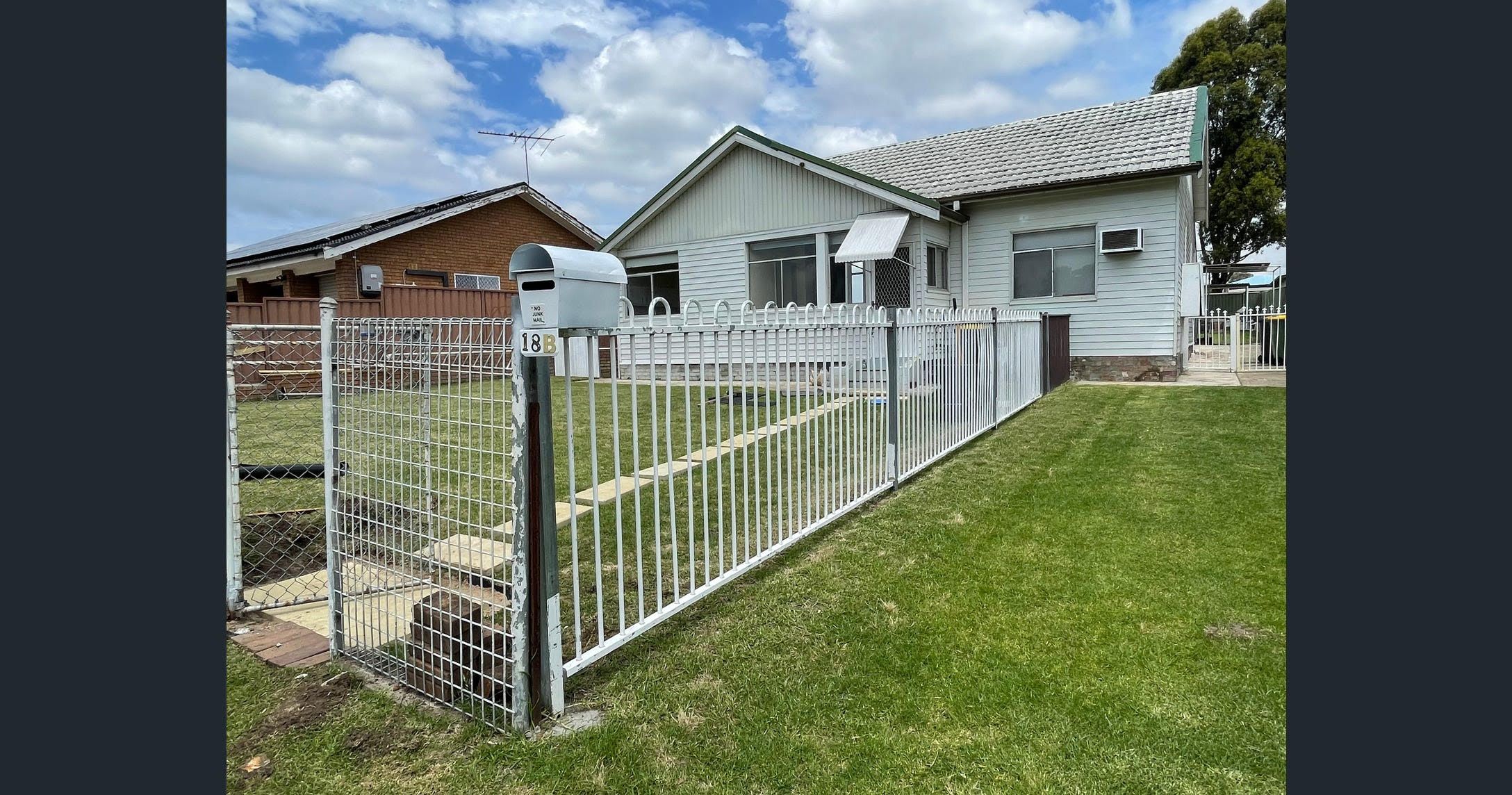 18a Fraser Street, Macquarie Fields, NSW 2564