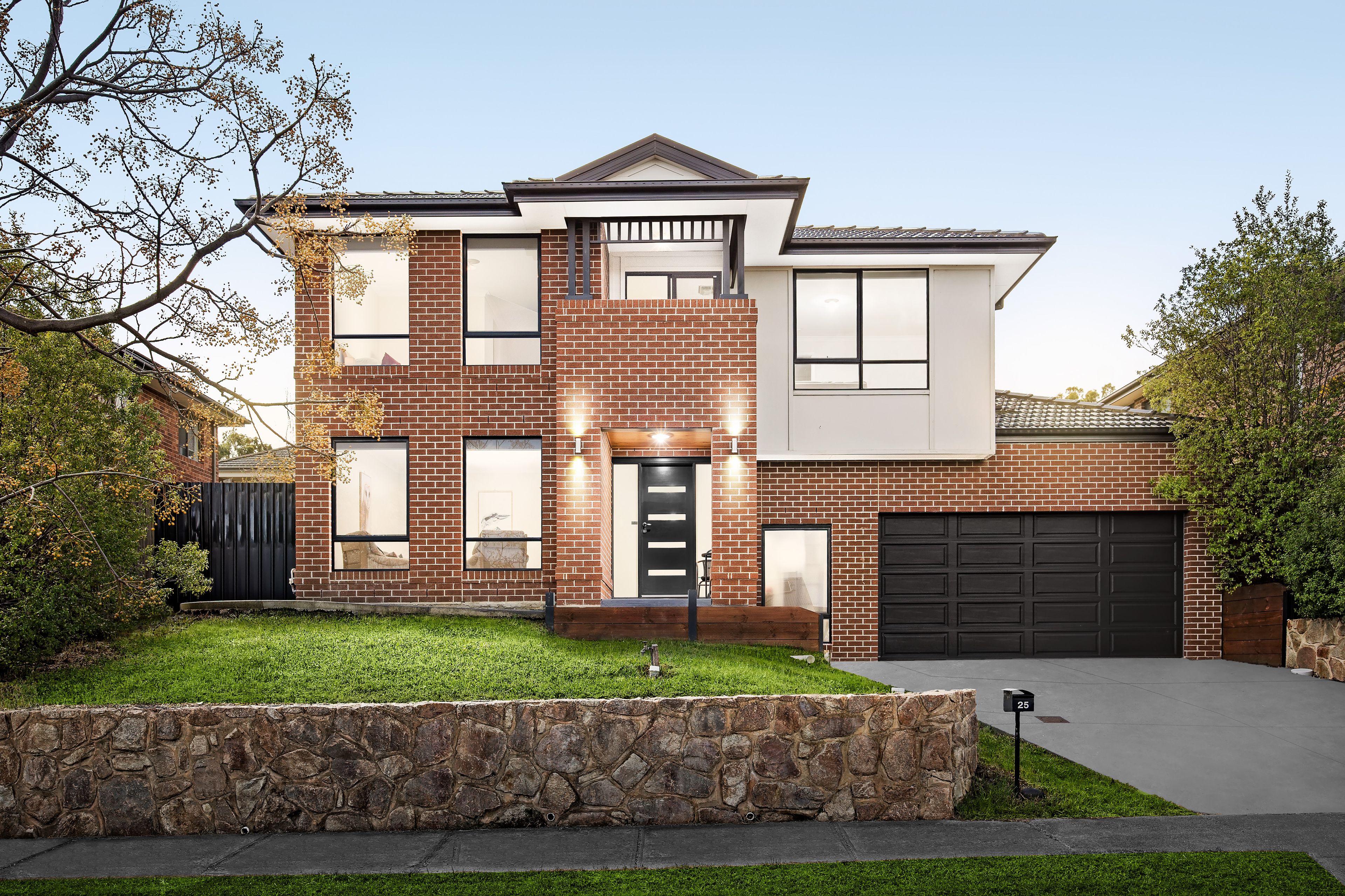 25 Lillian Street — photo from Ray White Diamond Creek
