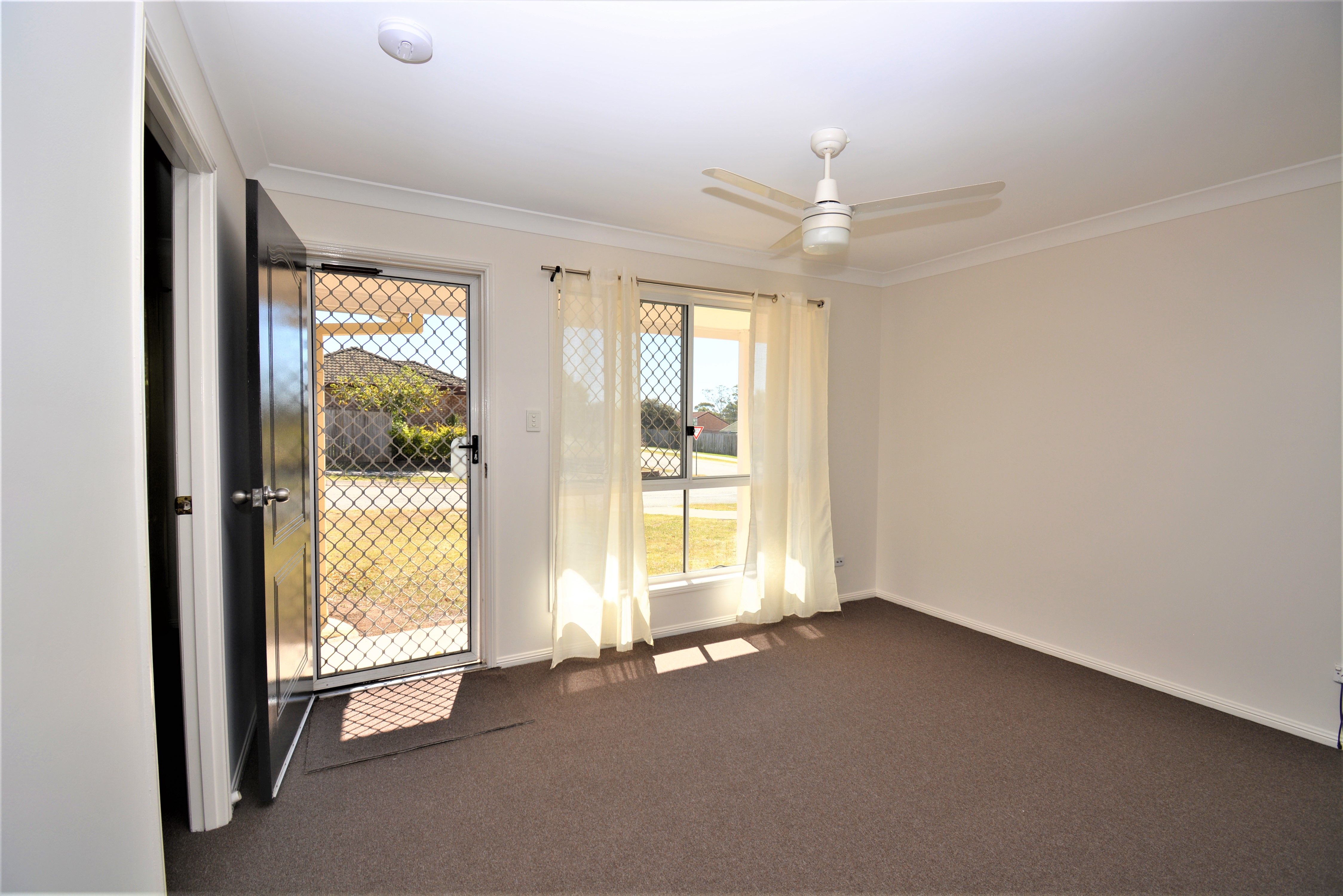 3 Whipbird Street, Bellbird Park, QLD 4300