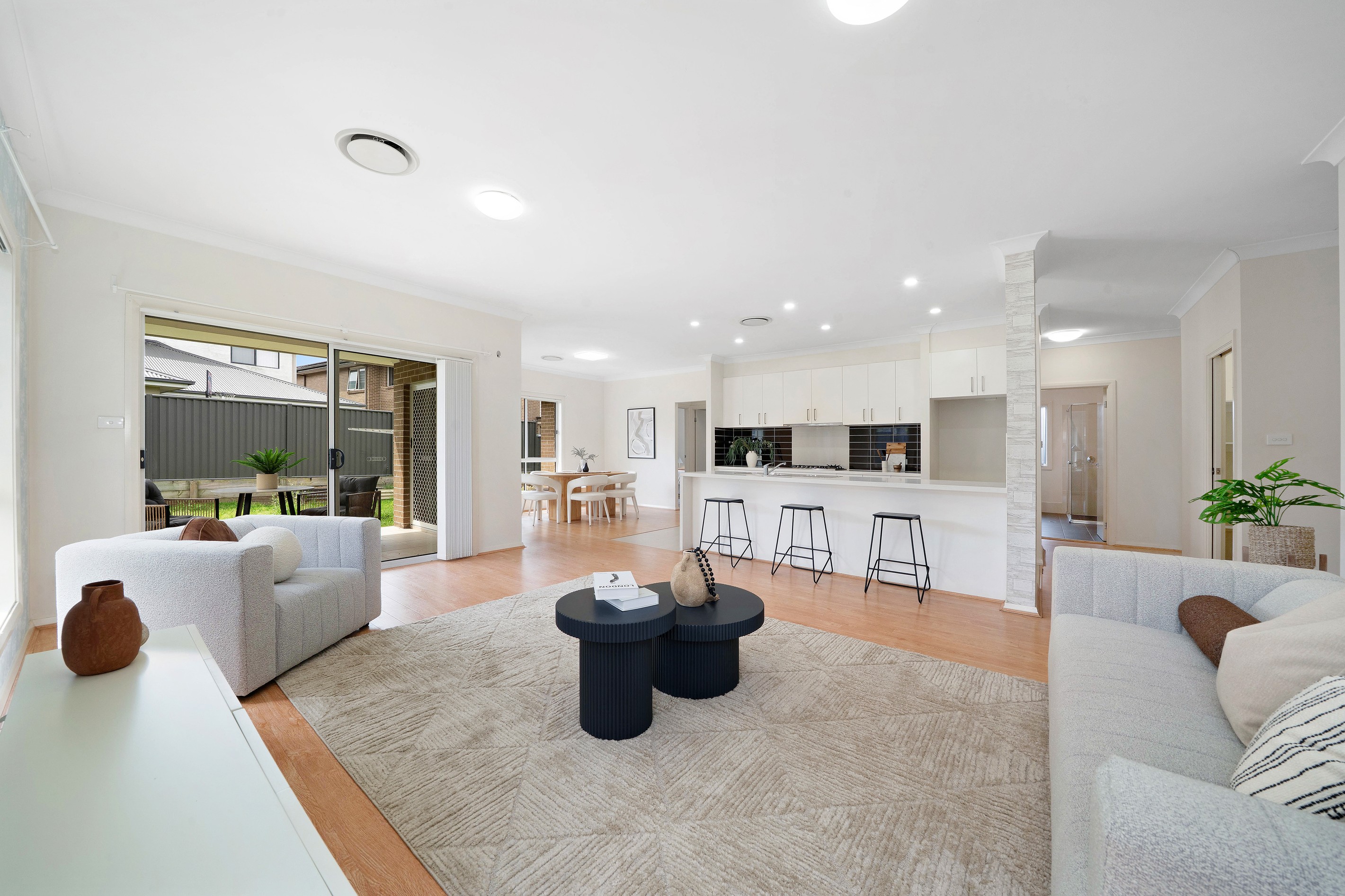 21 Portsmouth Circuit, JORDAN SPRINGS, NSW 2747