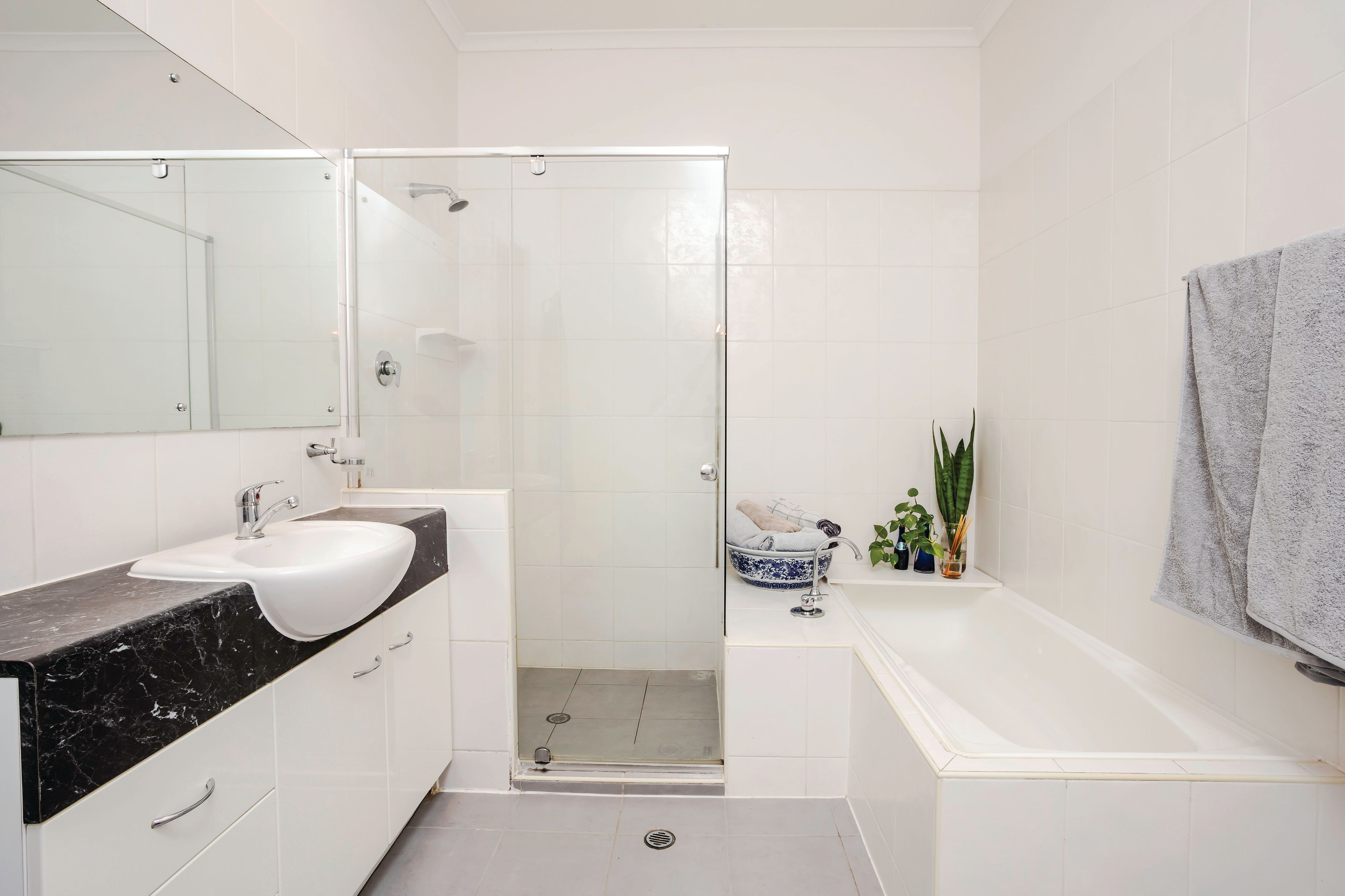 6 Dudley Crescent — photo 14 of 24