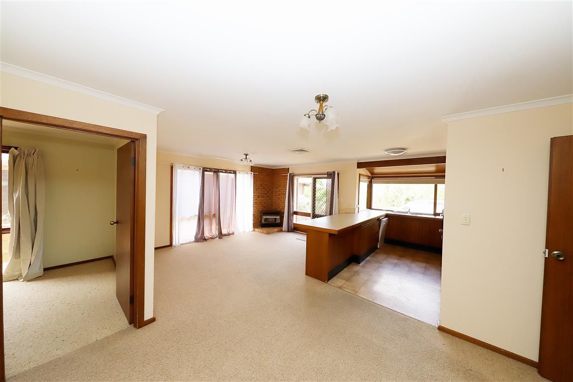 13 Bundara Crescent, Tumut, NSW 2720