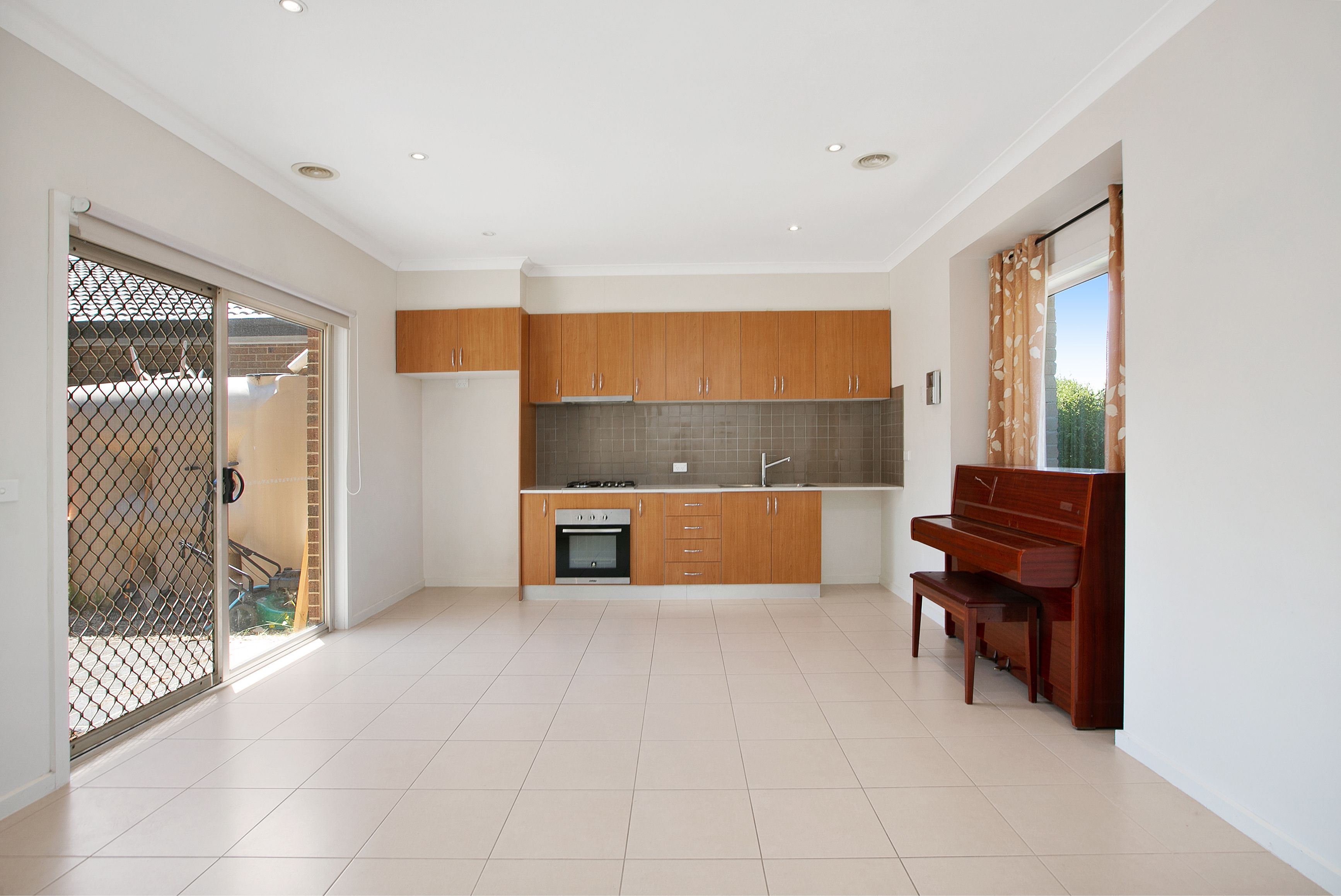 1/134 Alexander Avenue, Thomastown, VIC 3074