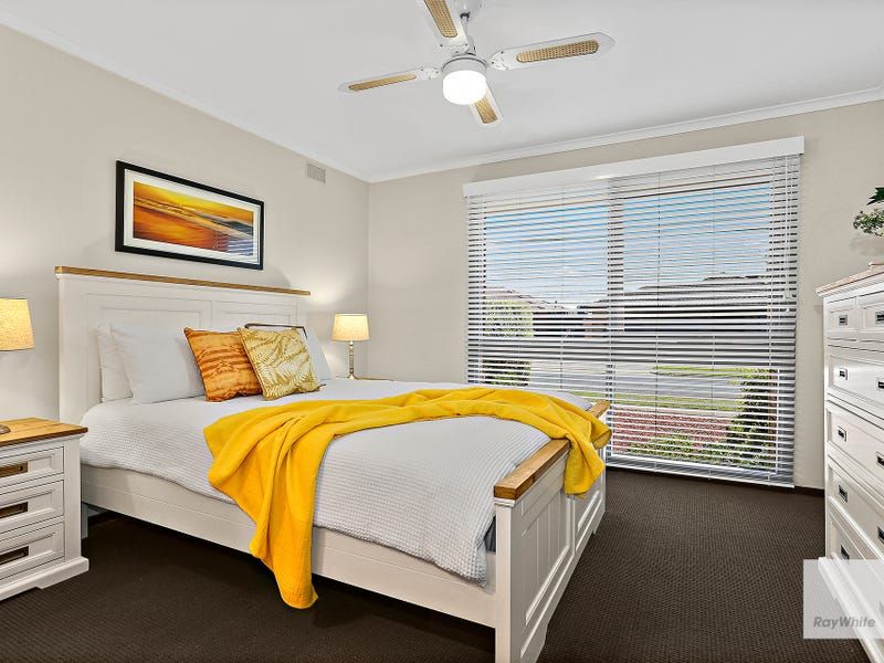 52 Roach Drive, Altona Meadows, VIC 3028