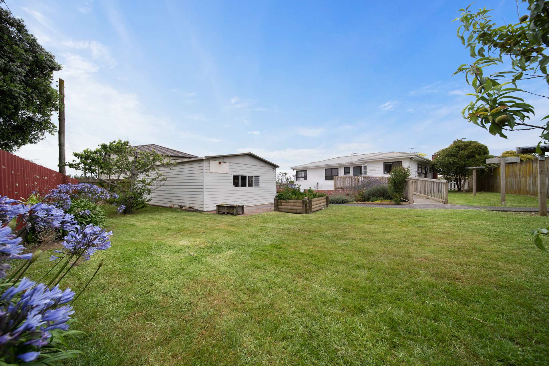 261 Puhinui Road photo 17