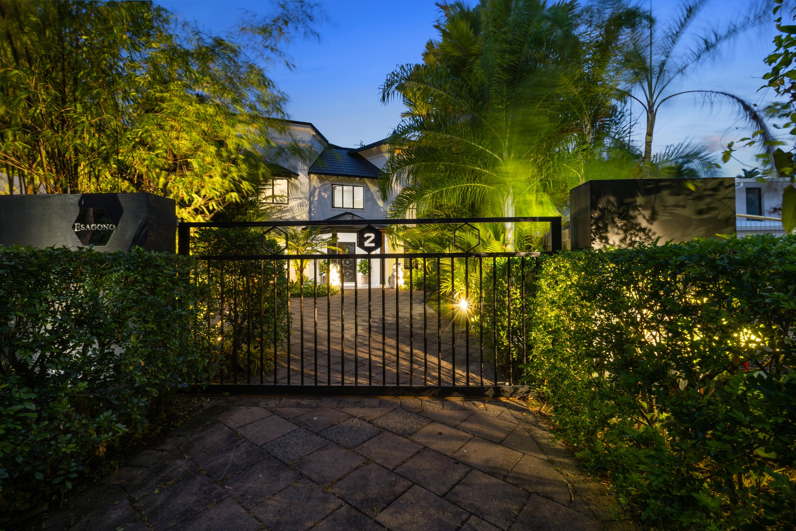 2 Solander Boulevard, Port Douglas, QLD 4877