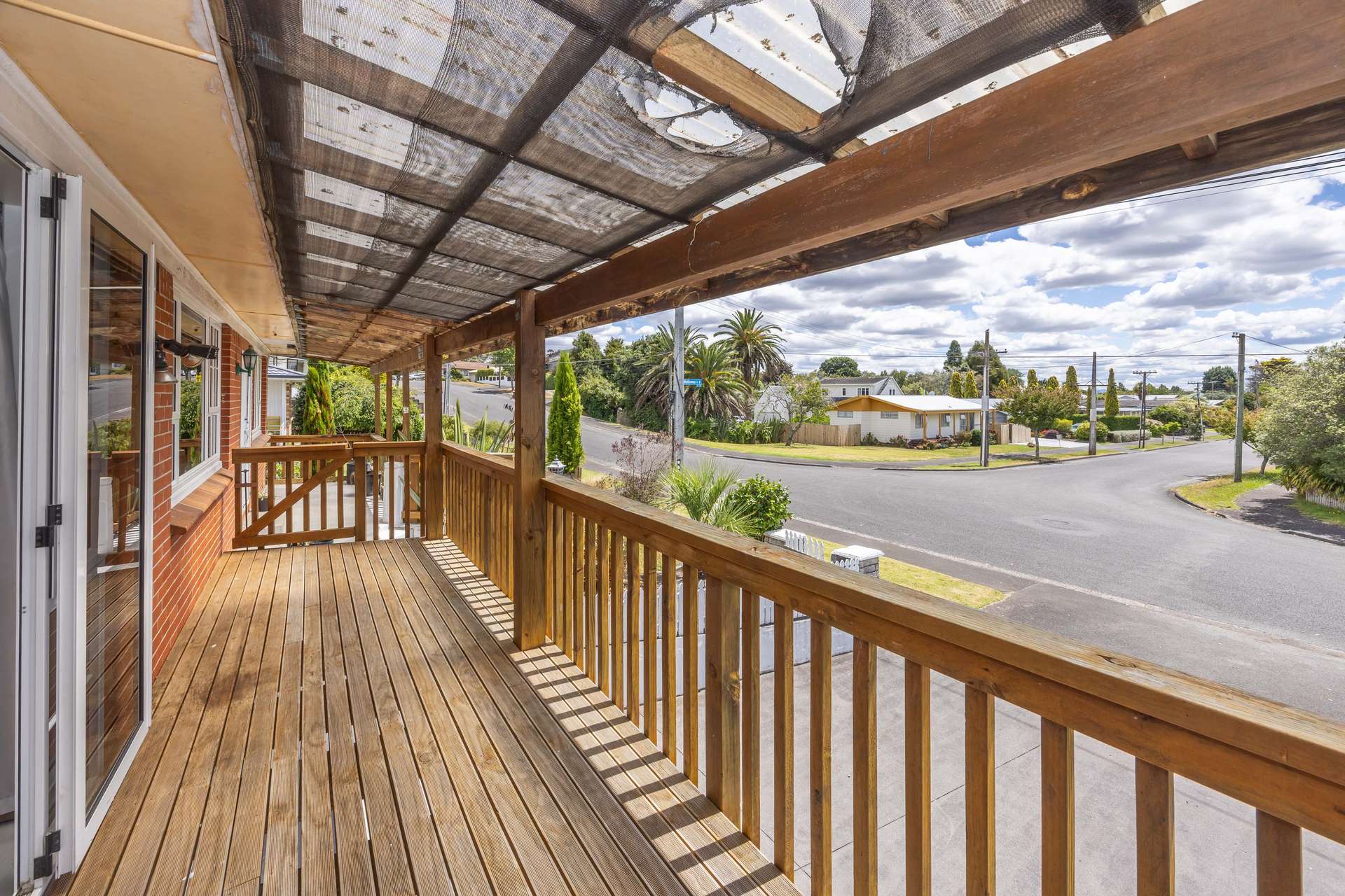 31 Mitcham Avenue photo 5
