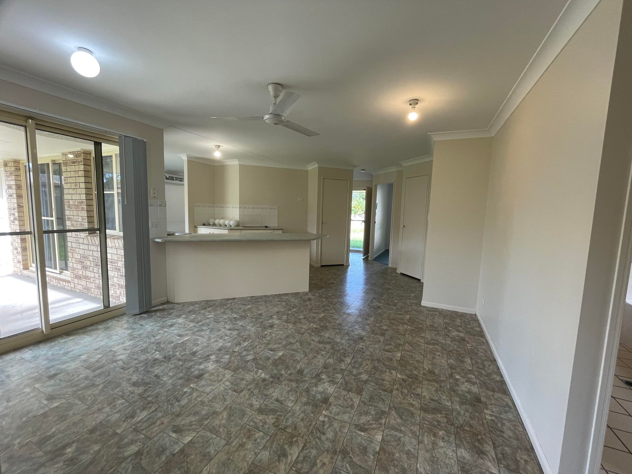 4 Phoenix Court, Jubilee Pocket, QLD 4802