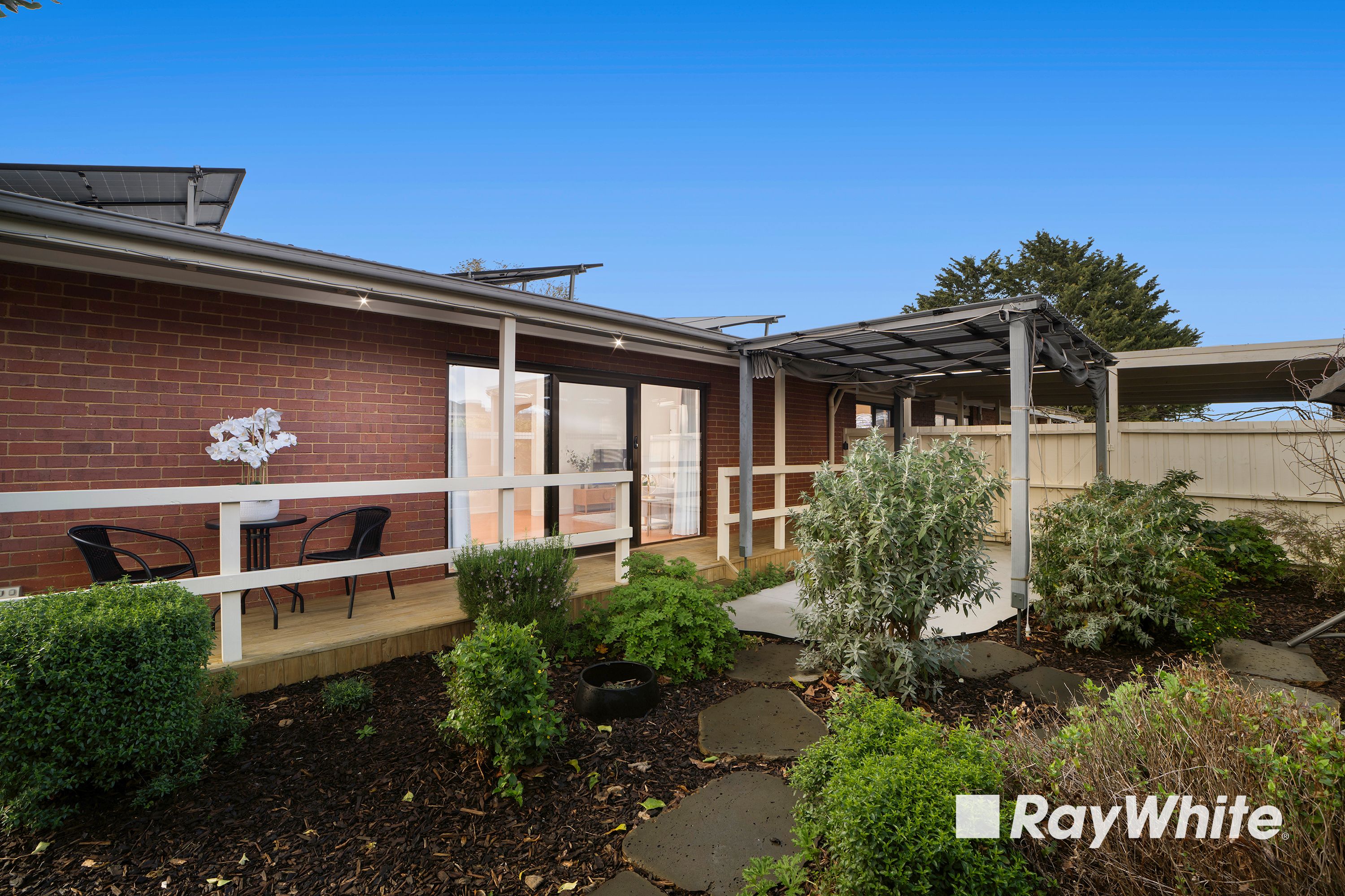 9 Helen Court — photo 20 of 23