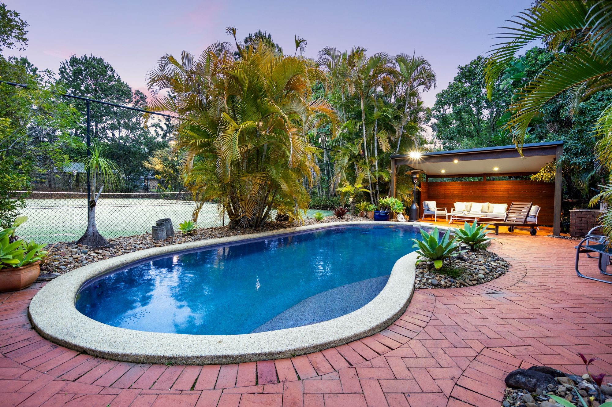 11 Charles Kurz Drive, Worongary, QLD 4213